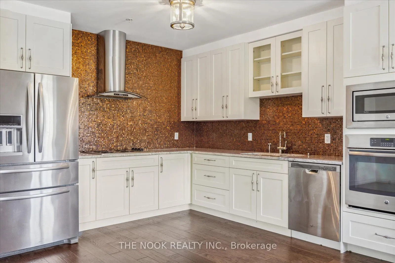 38 Walton Street, #308
