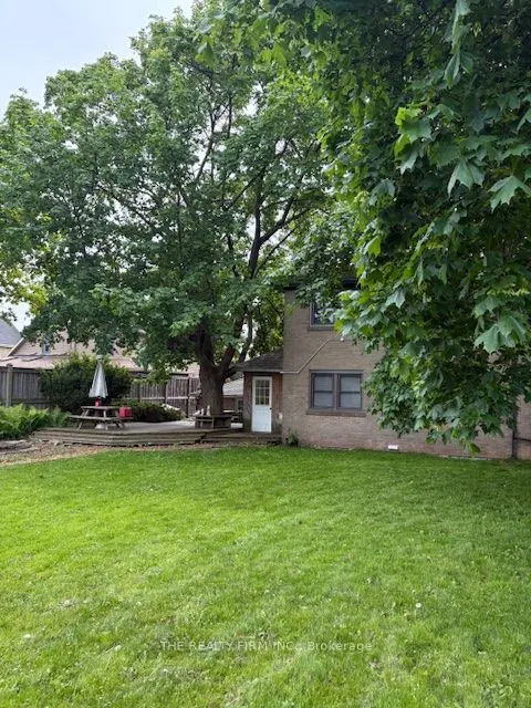 7076 Longwoods Road