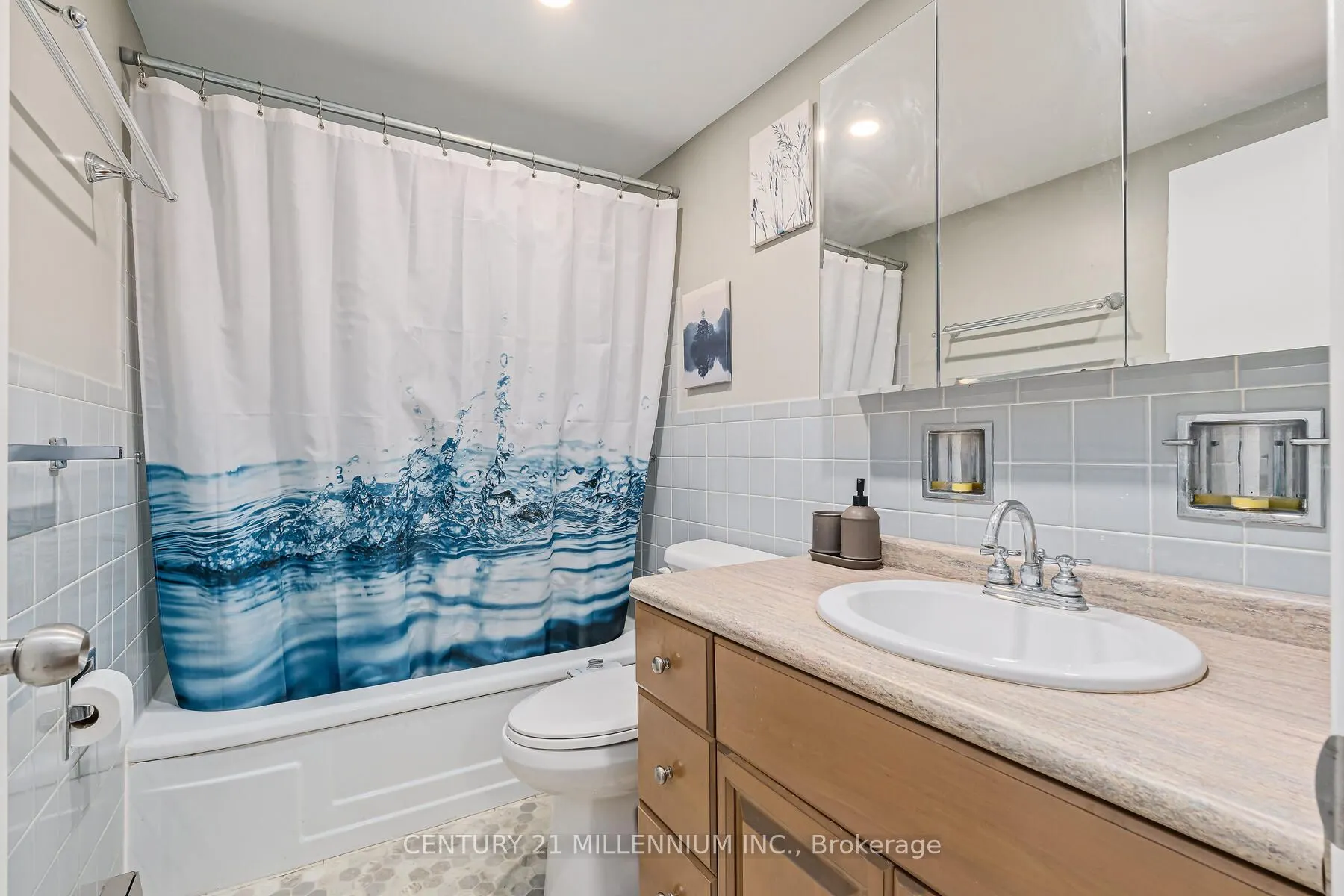 11 Woodman Drive, #203