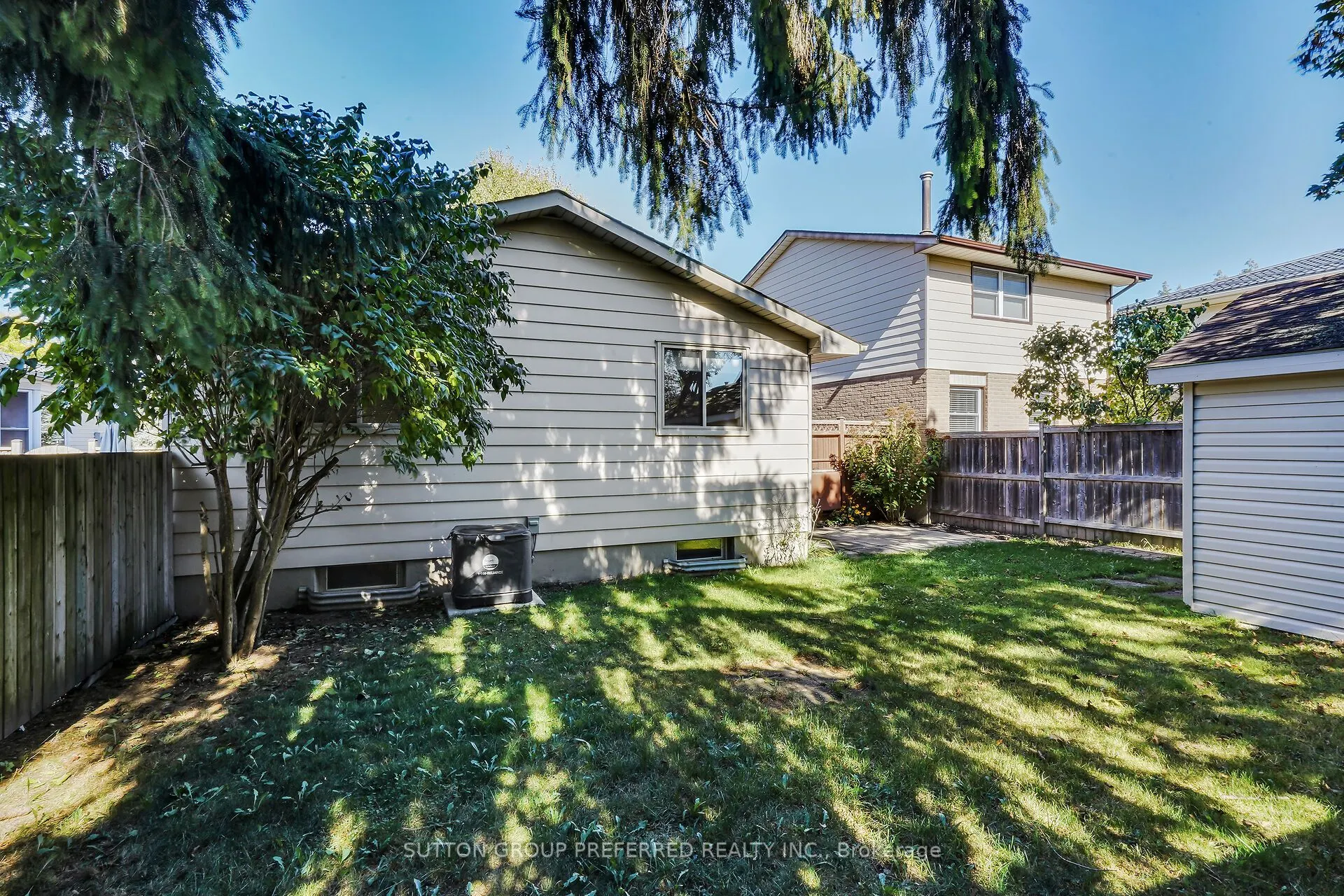 34 Hearthside Place
