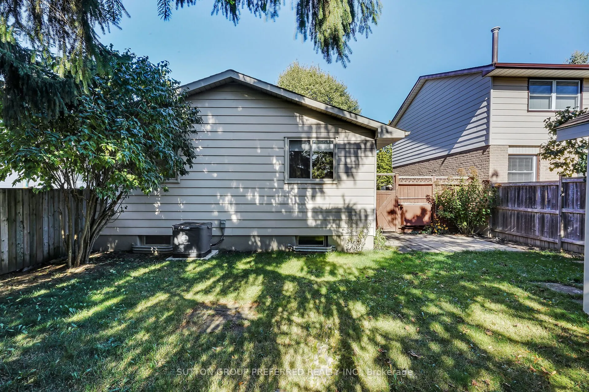 34 Hearthside Place