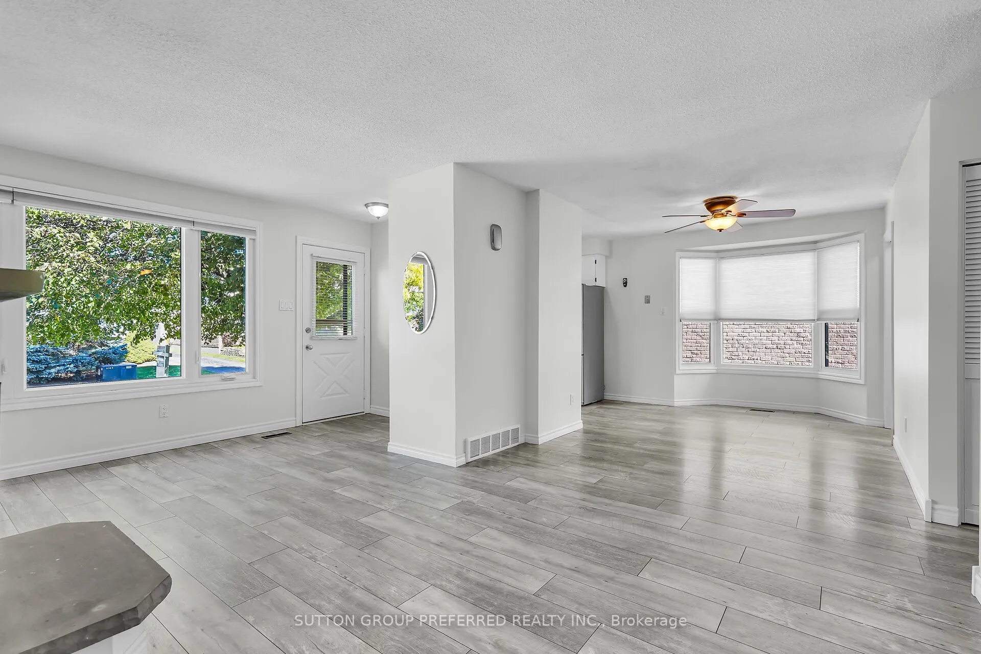 34 Hearthside Place