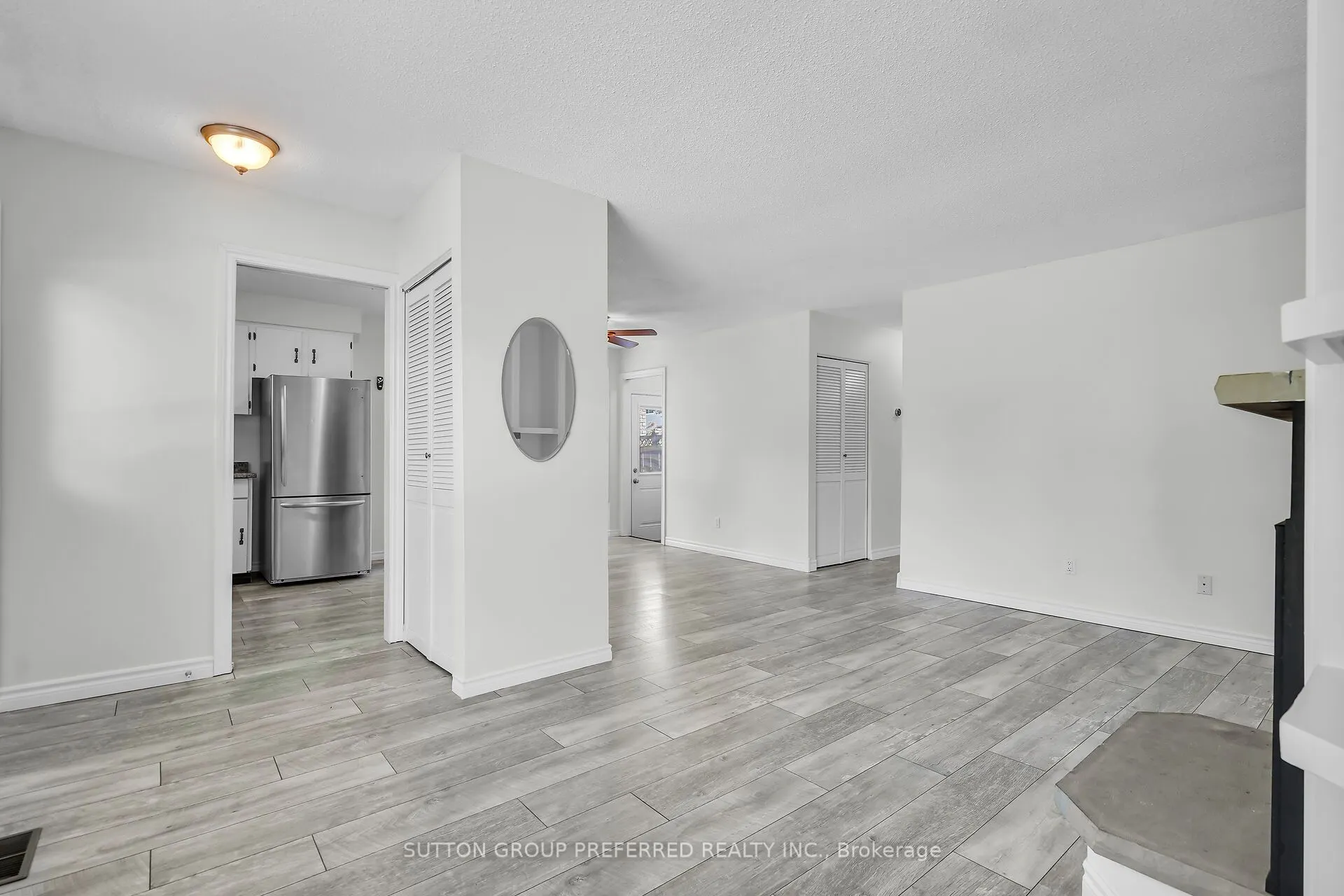 34 Hearthside Place