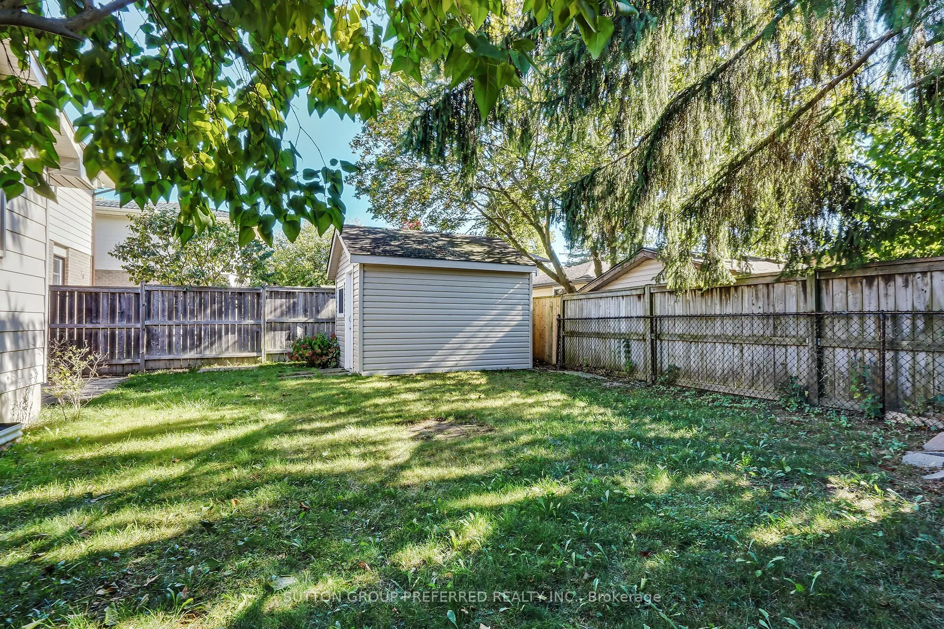 34 Hearthside Place