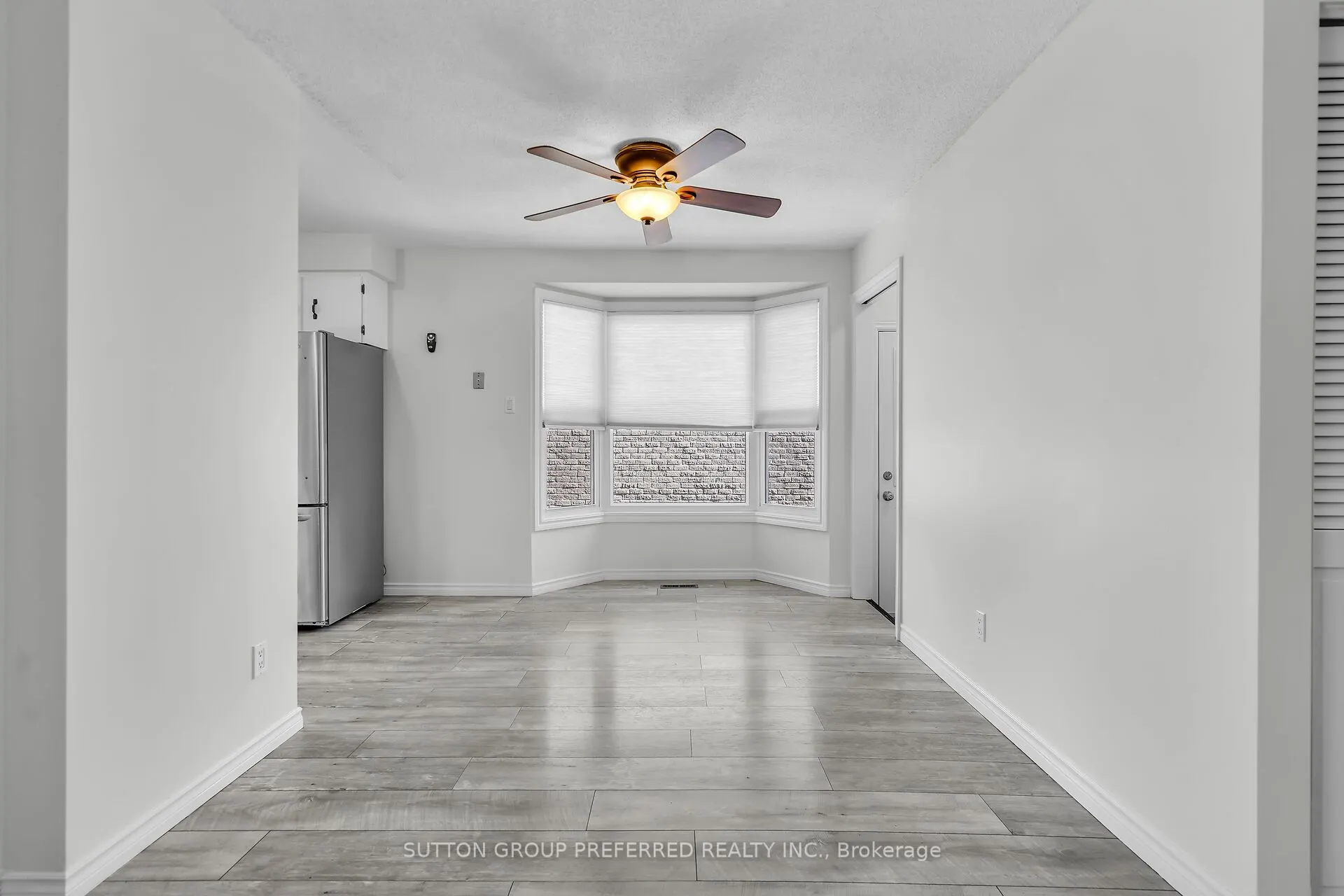 34 Hearthside Place