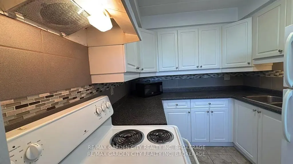 210 PELHAM Road, #201