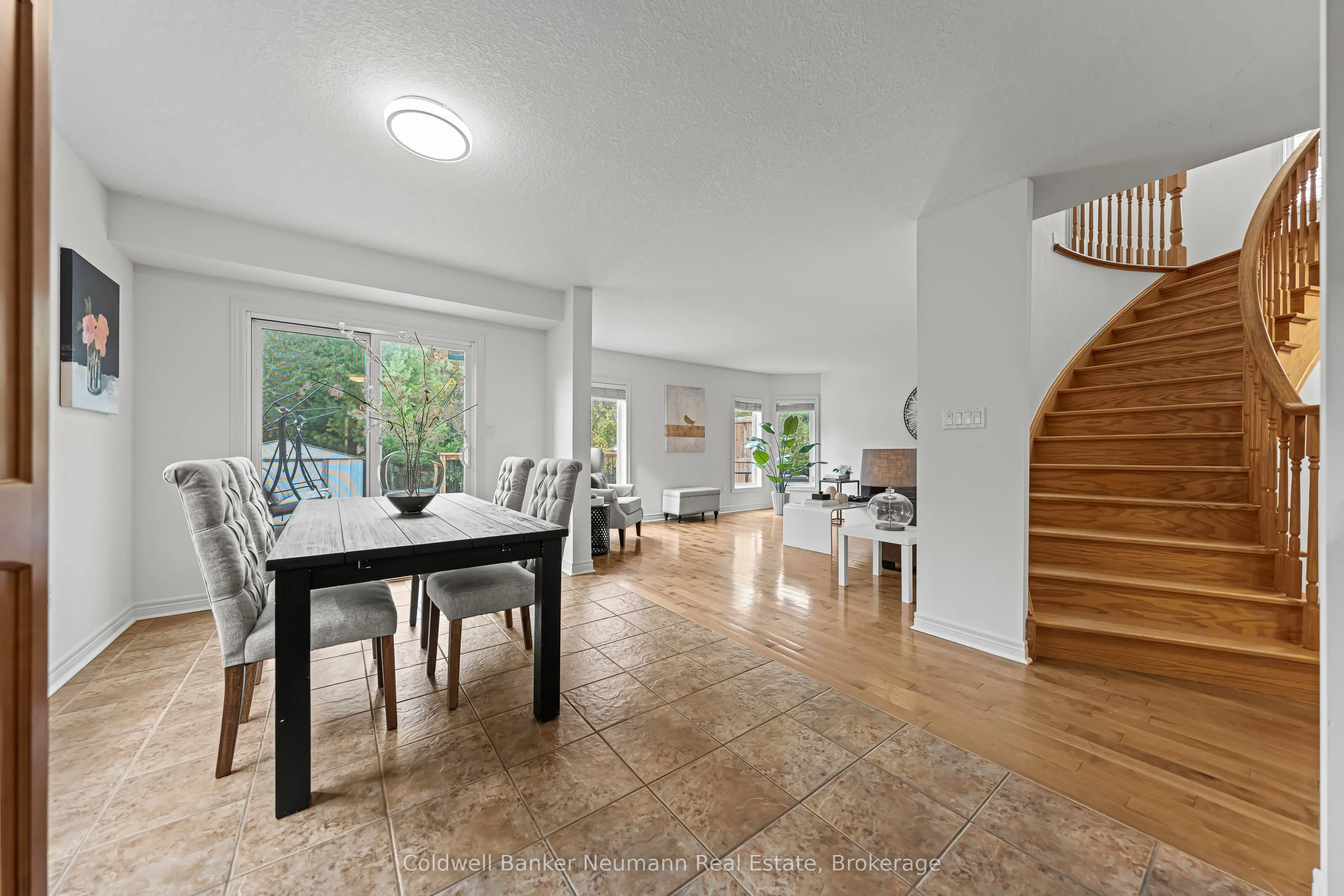 42 Mcarthur Drive