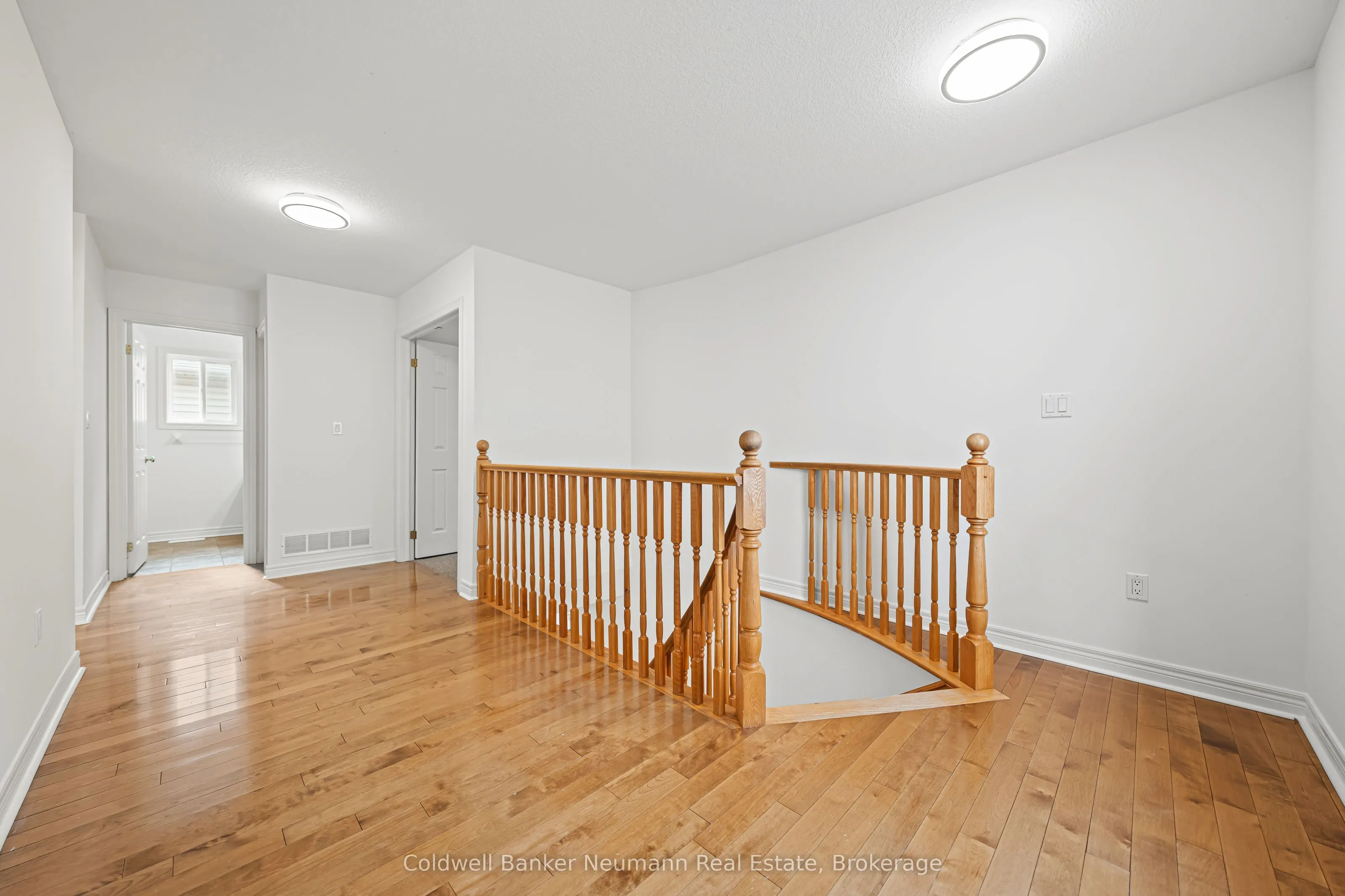 42 Mcarthur Drive
