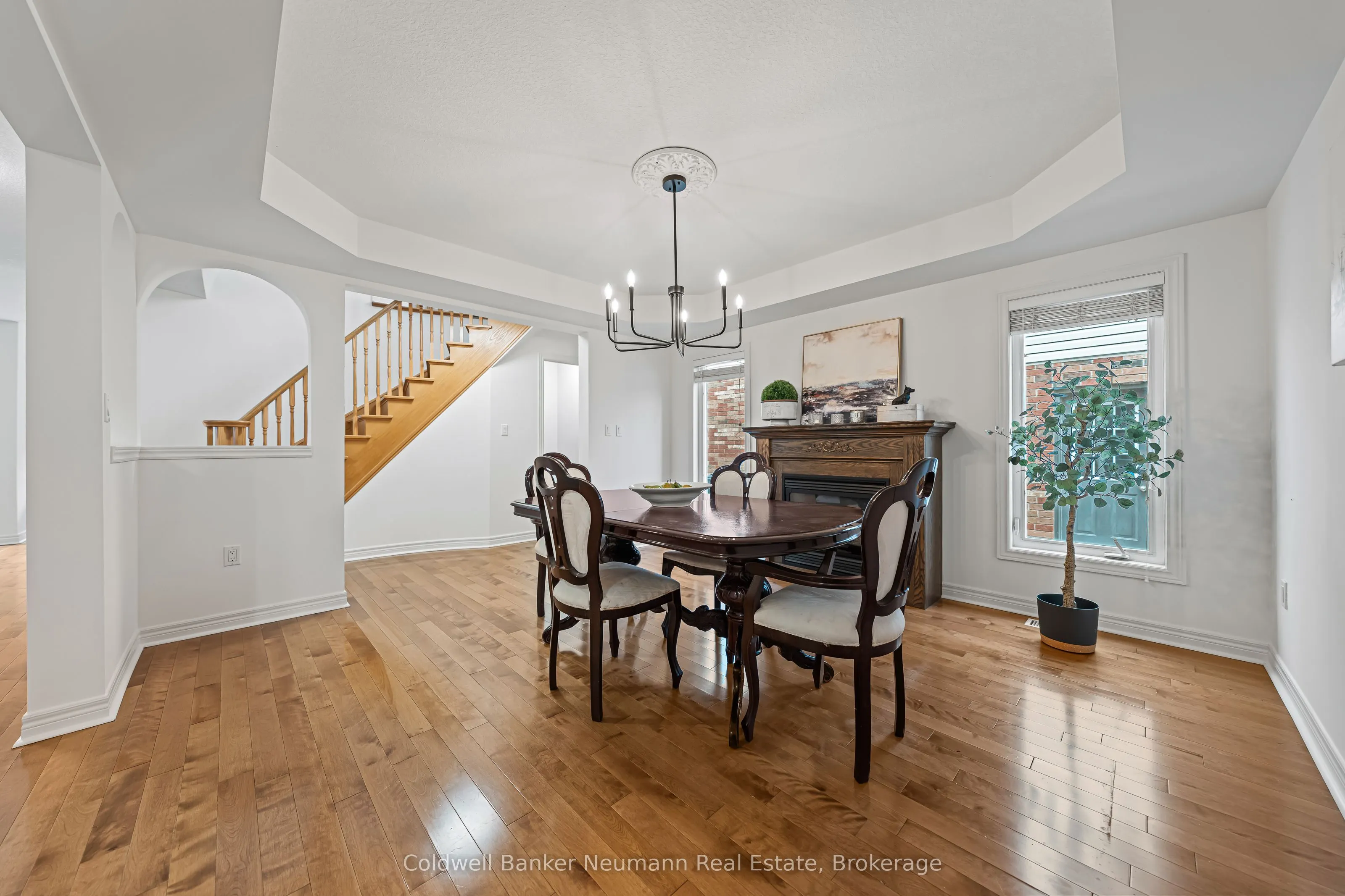 42 Mcarthur Drive