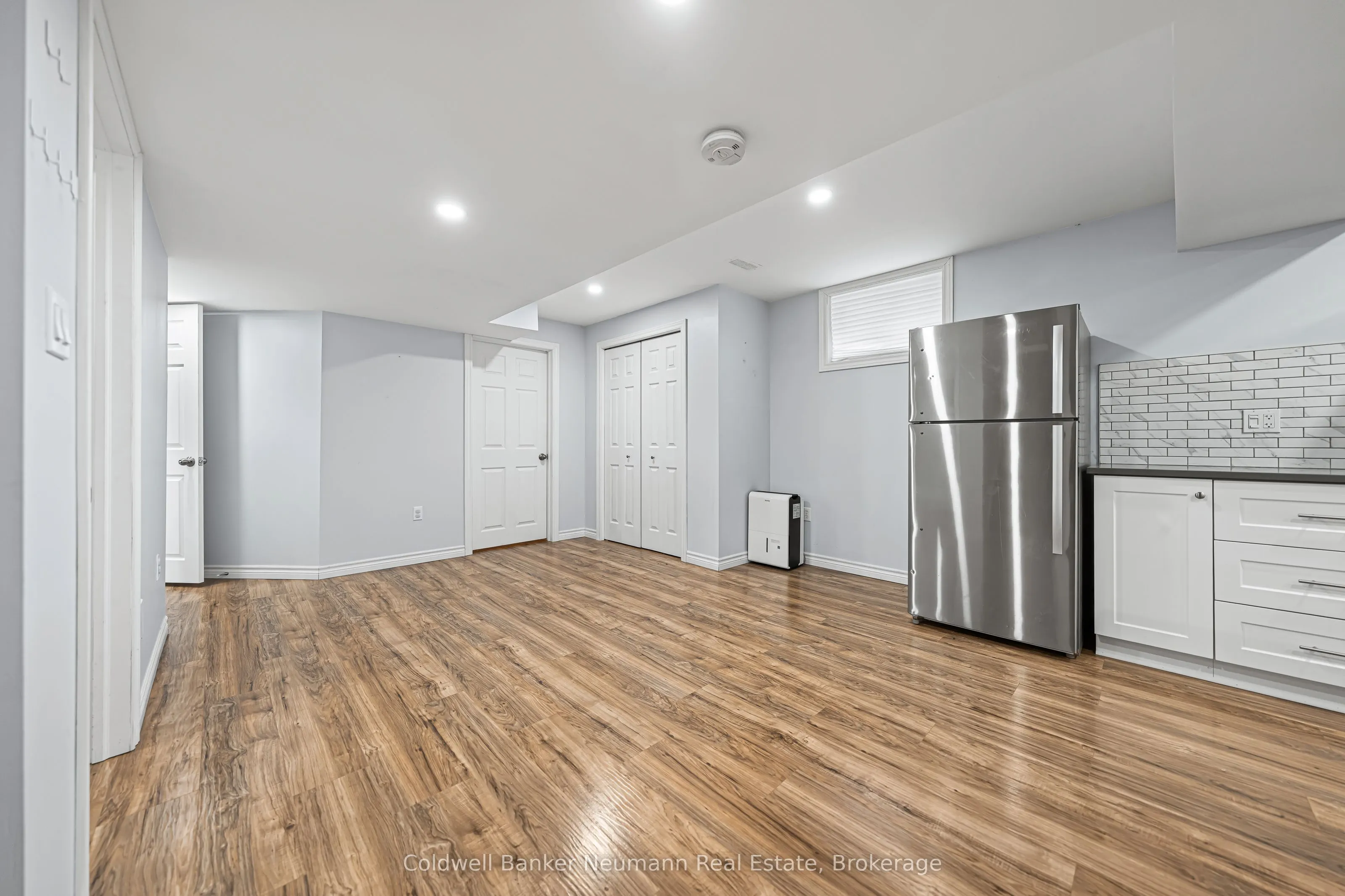 42 Mcarthur Drive