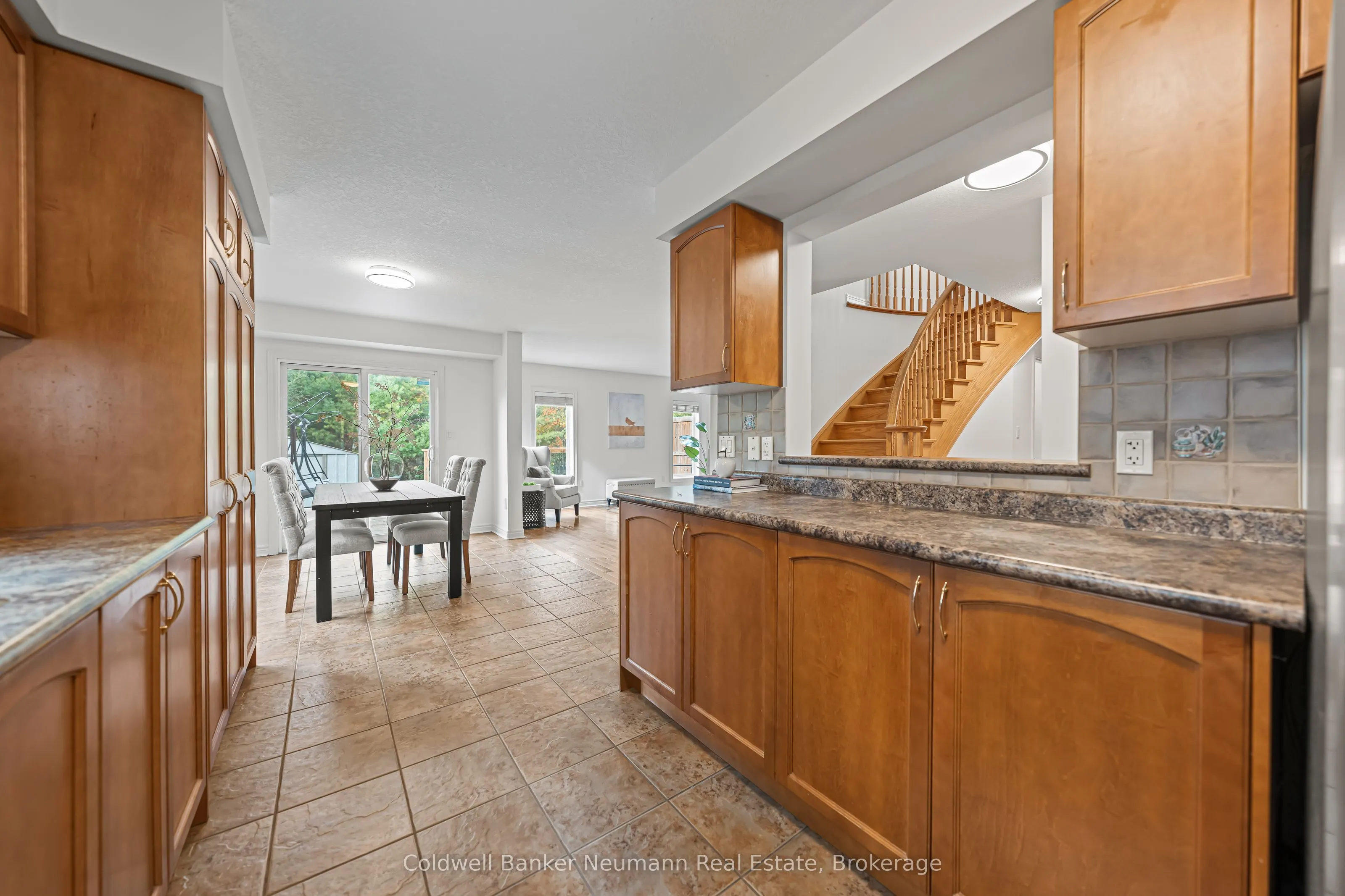 42 Mcarthur Drive