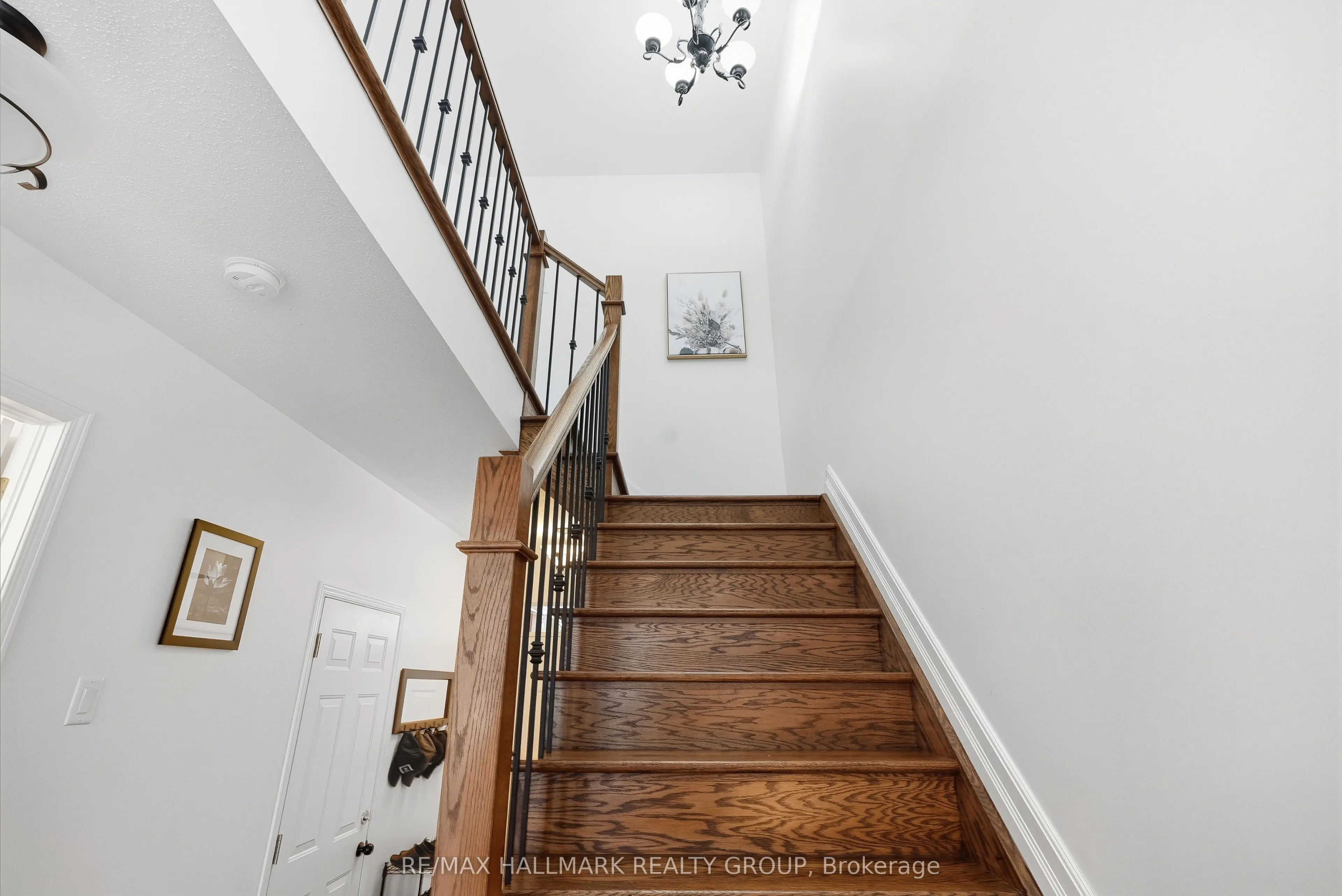 2044 Bergamot Circle