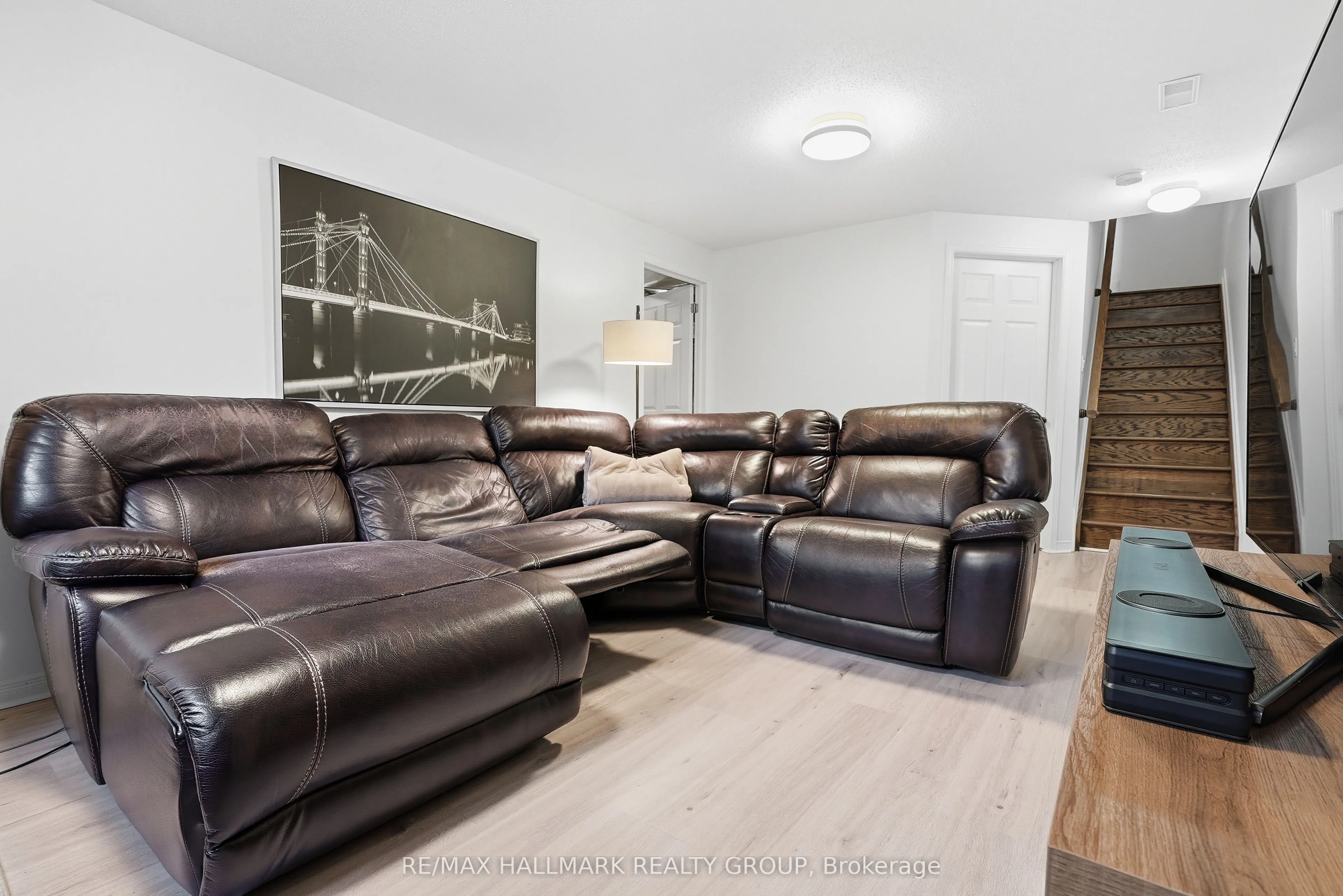 2044 Bergamot Circle