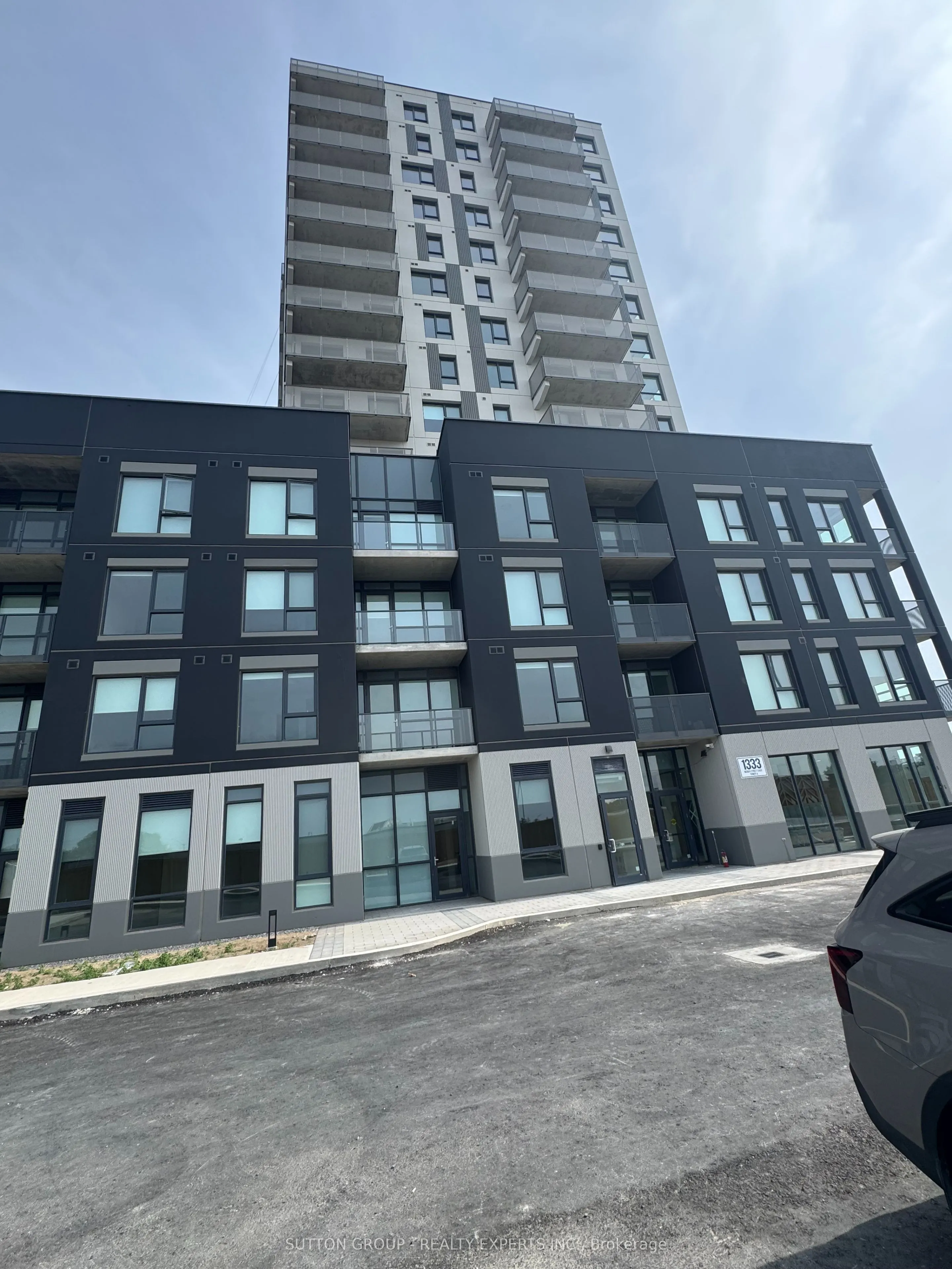 1333 Weber Street E, #305