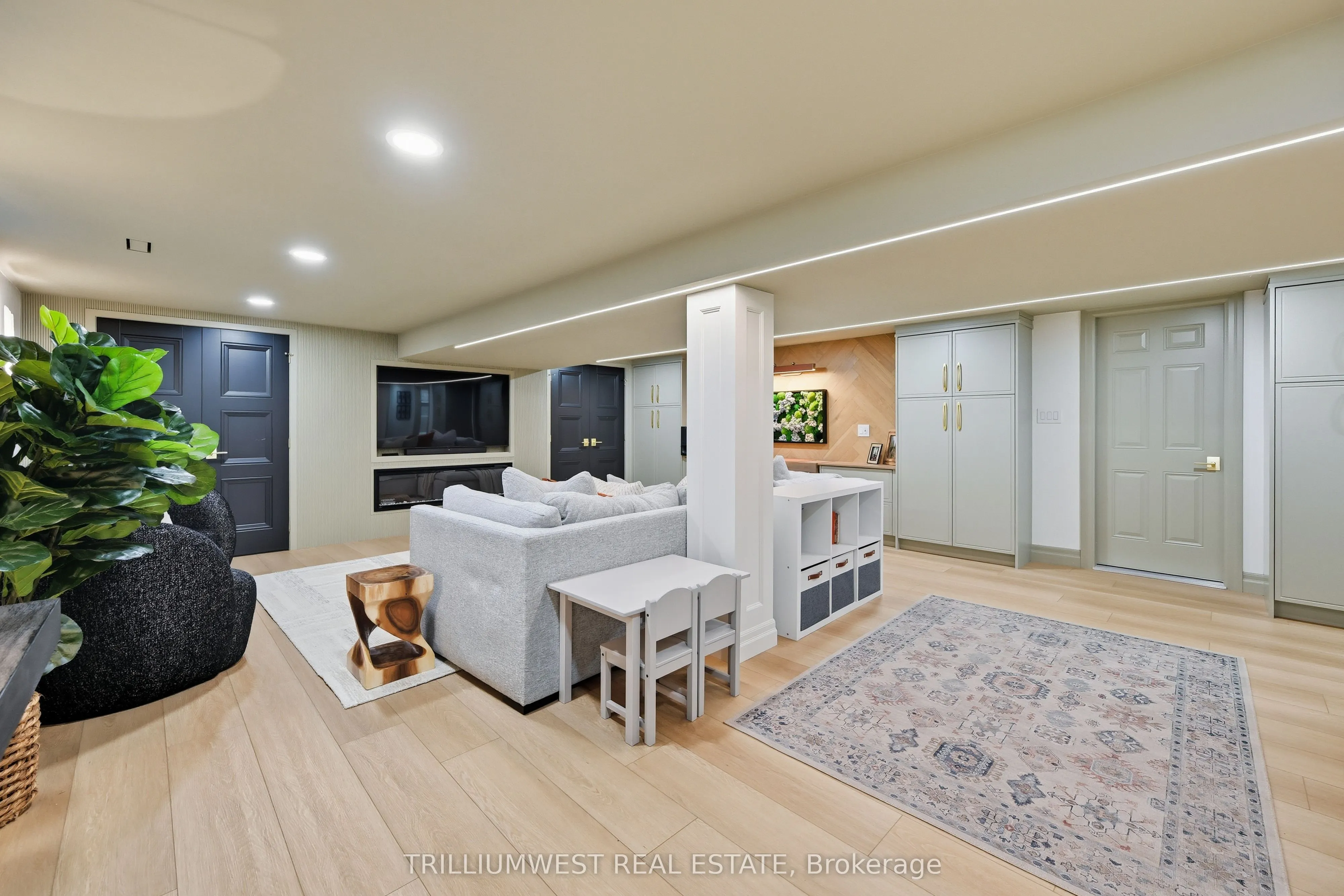 7 Avalon Avenue