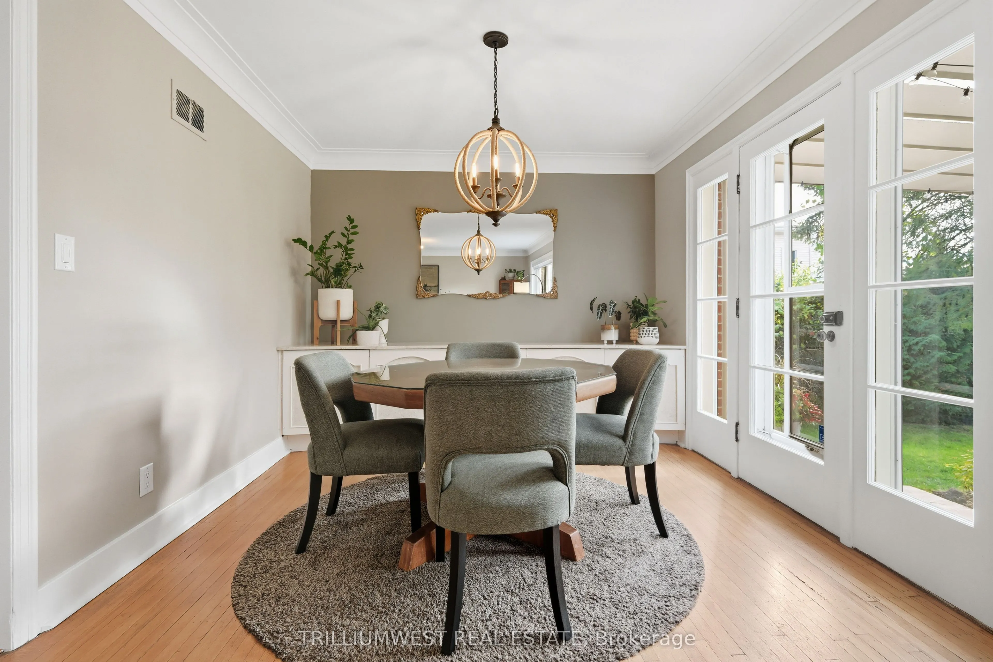 7 Avalon Avenue
