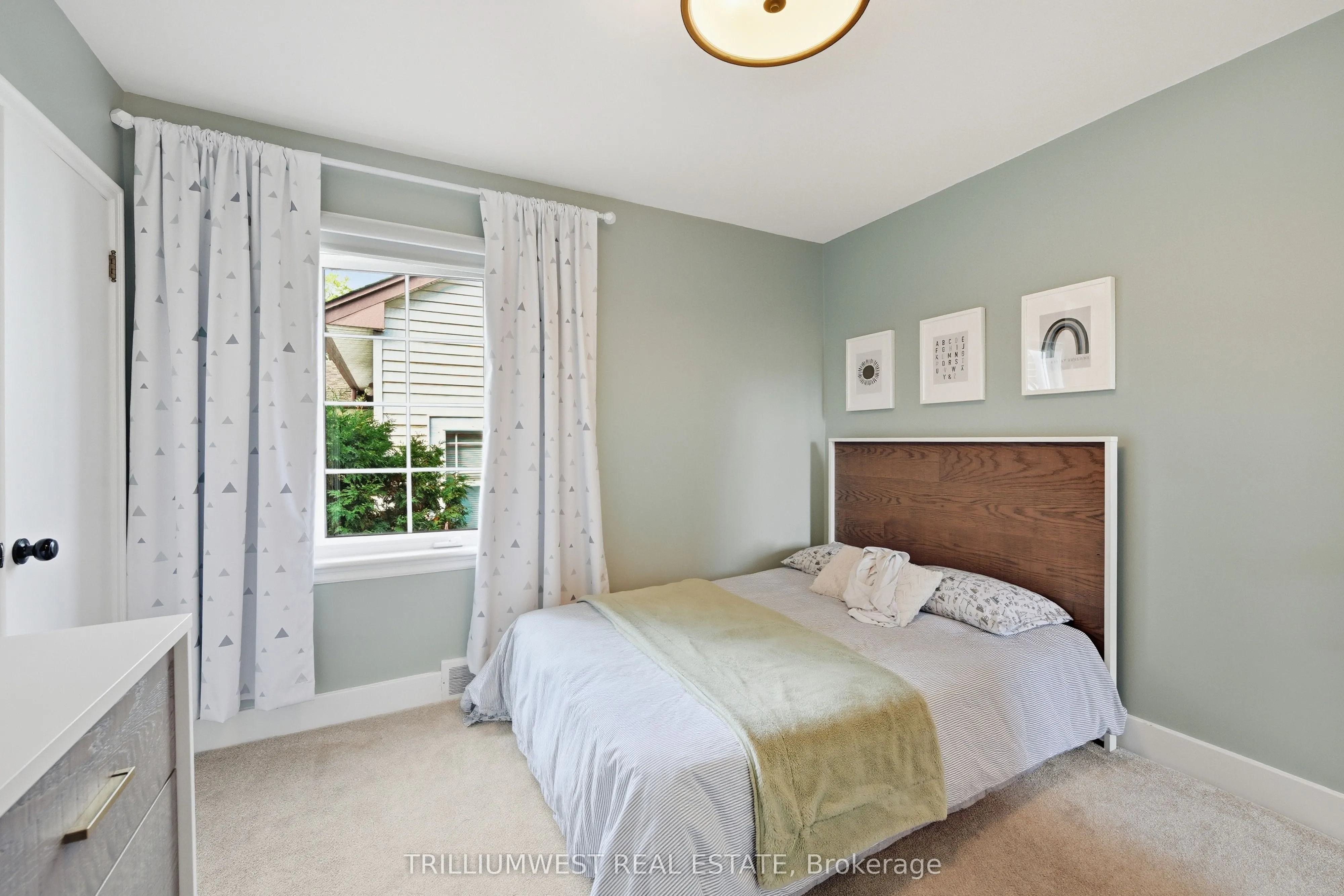 7 Avalon Avenue