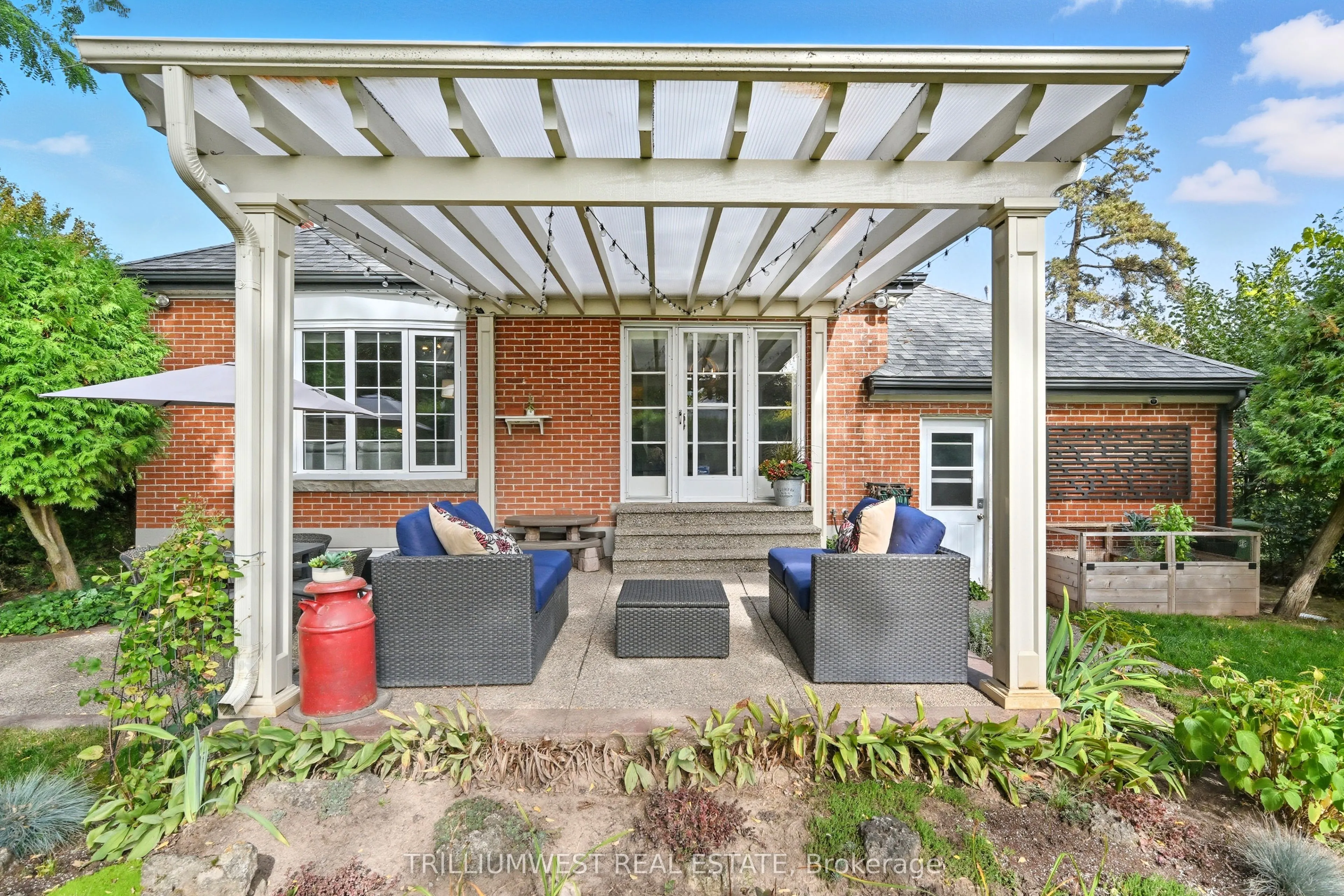 7 Avalon Avenue