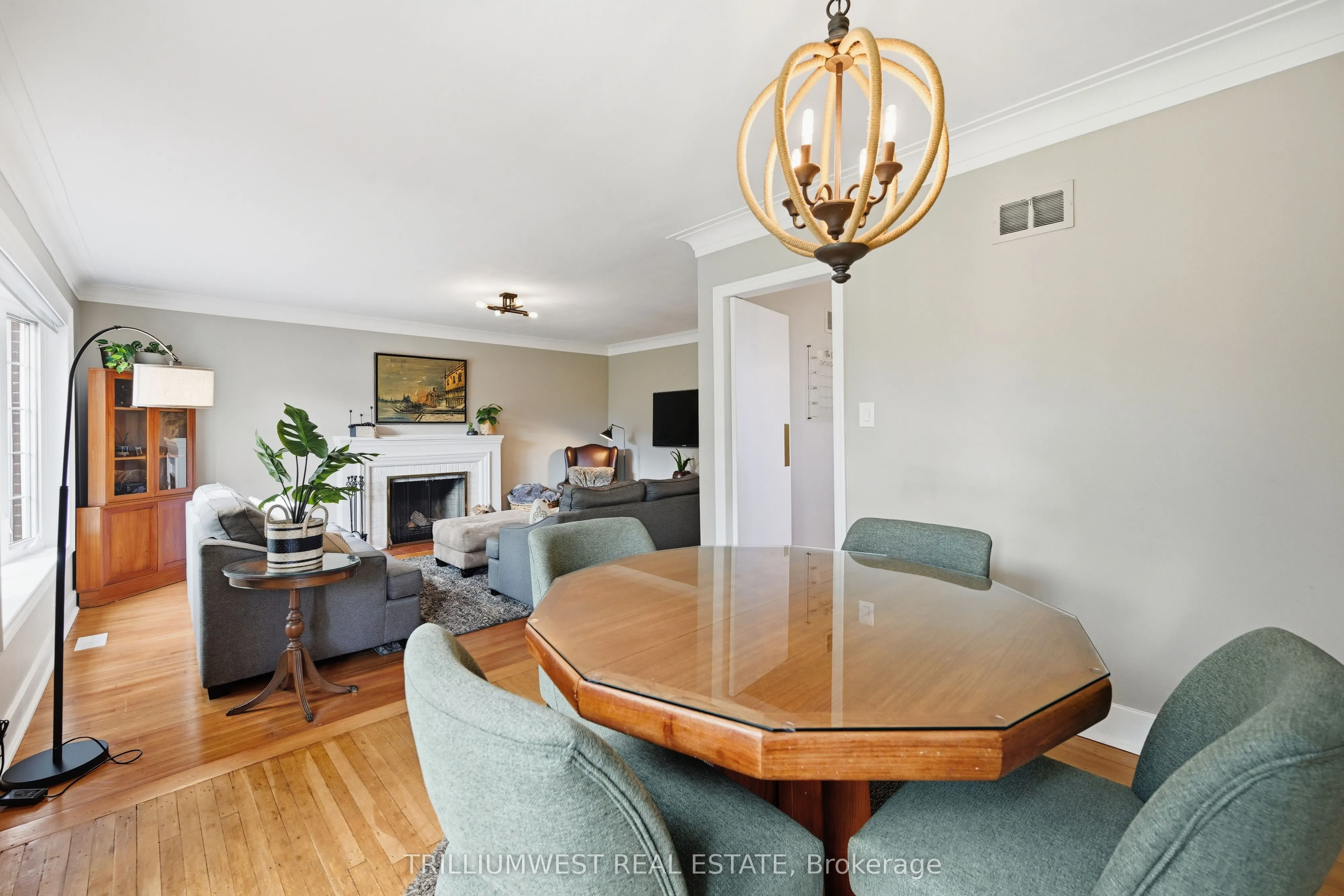 7 Avalon Avenue