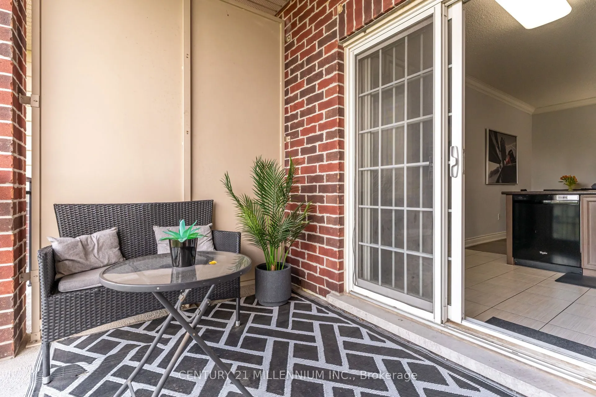1440 Gordon Street, #414