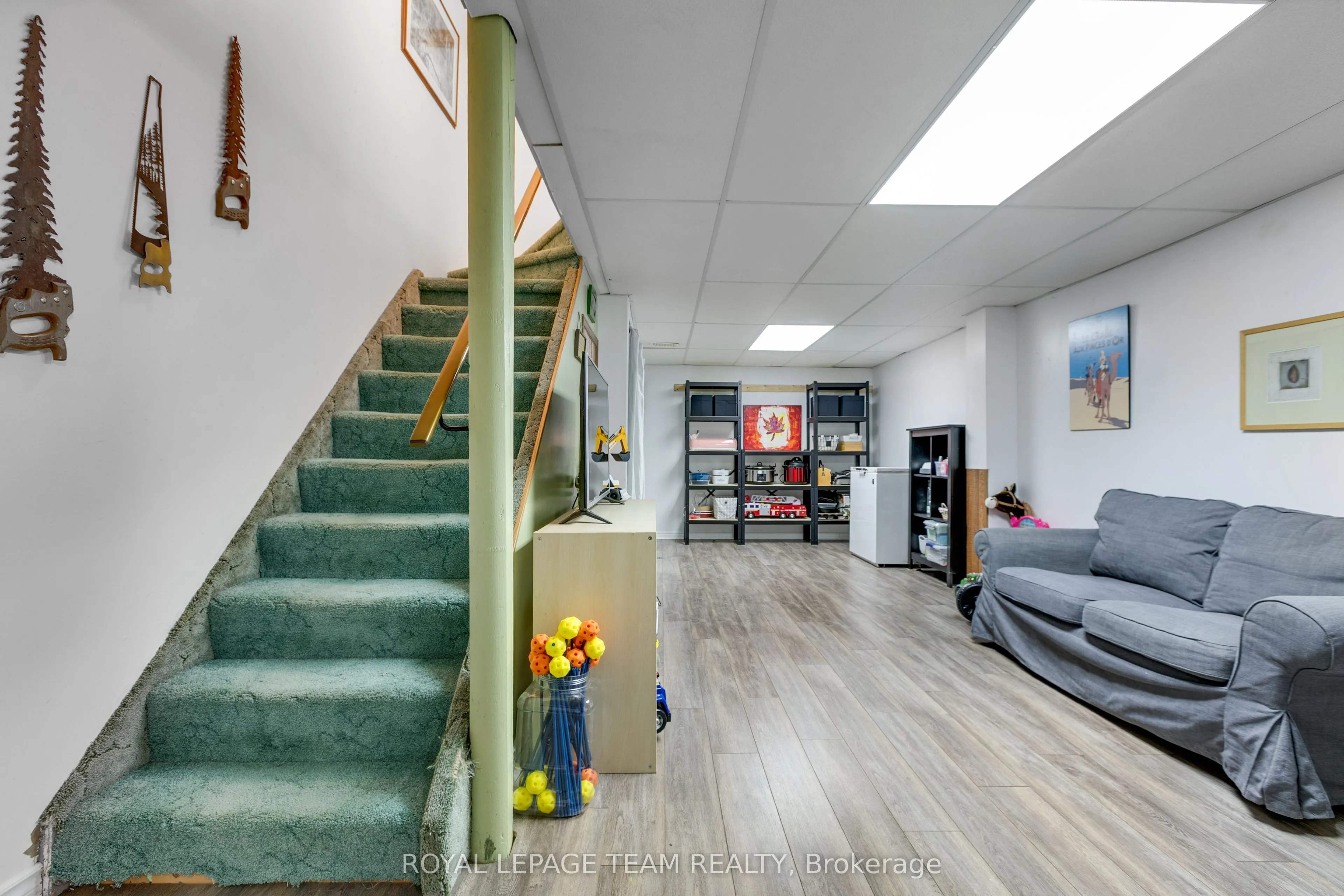 114 Valley Stream Drive, #D