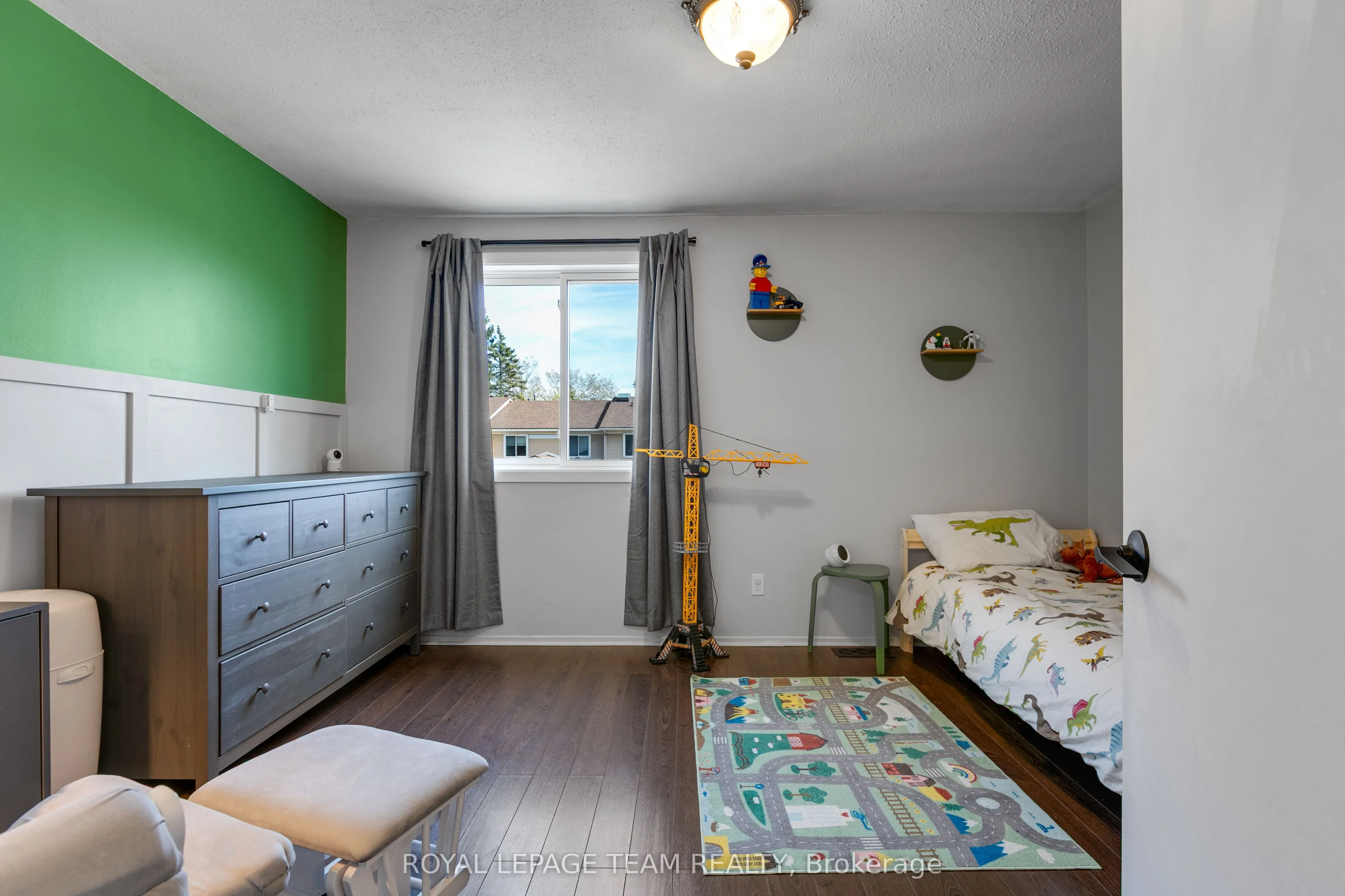 114 Valley Stream Drive, #D