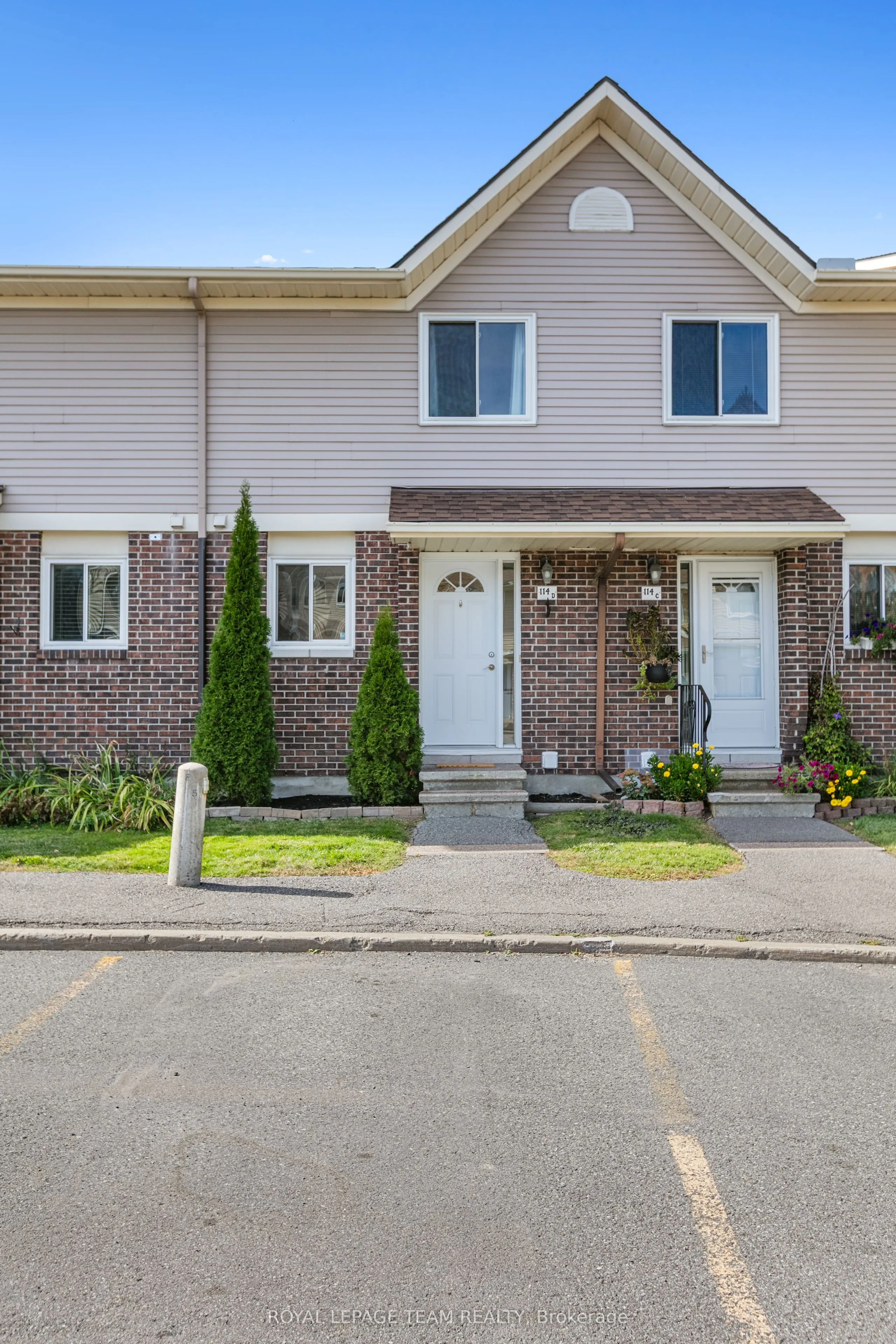 114 Valley Stream Drive, #D