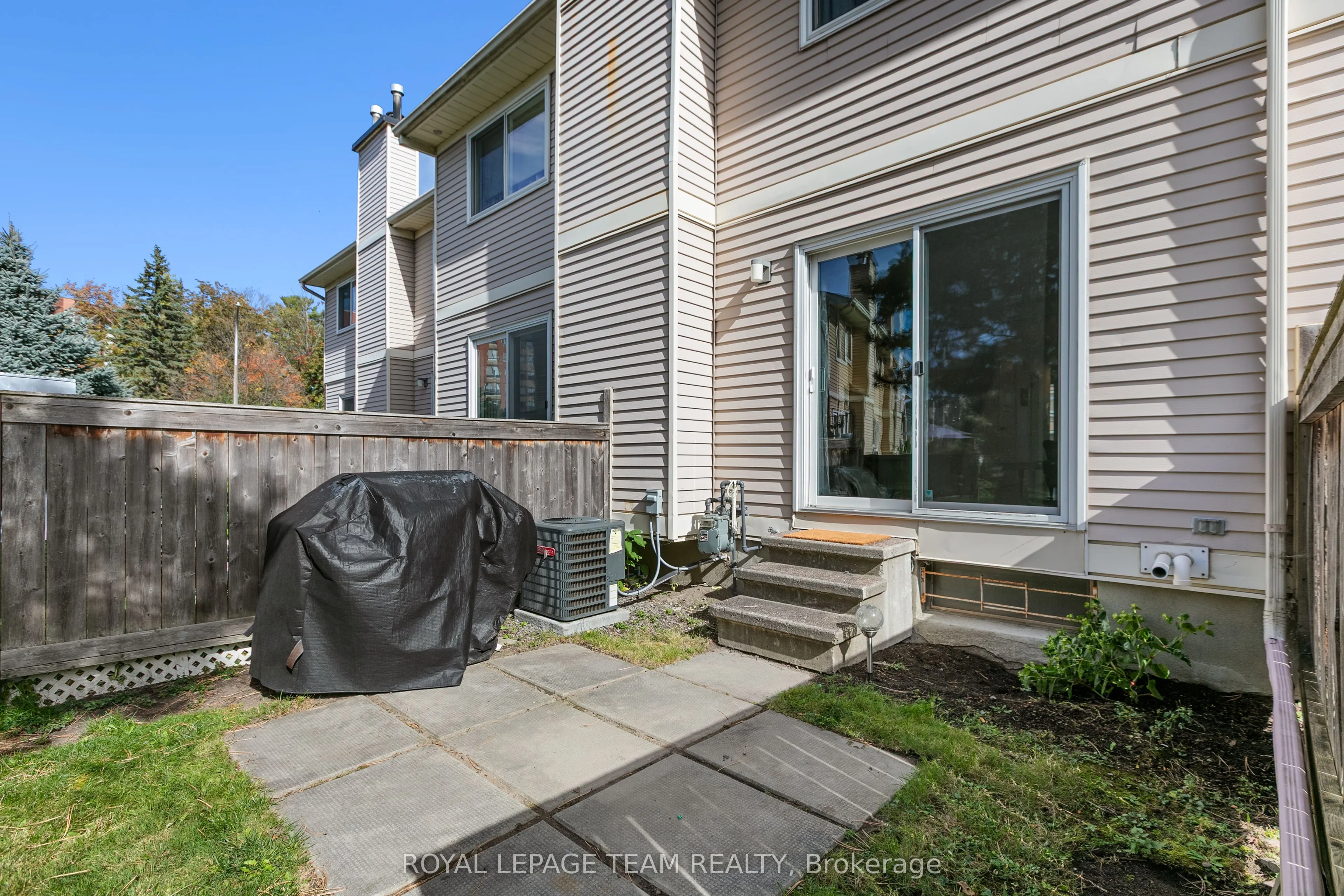 114 Valley Stream Drive, #D