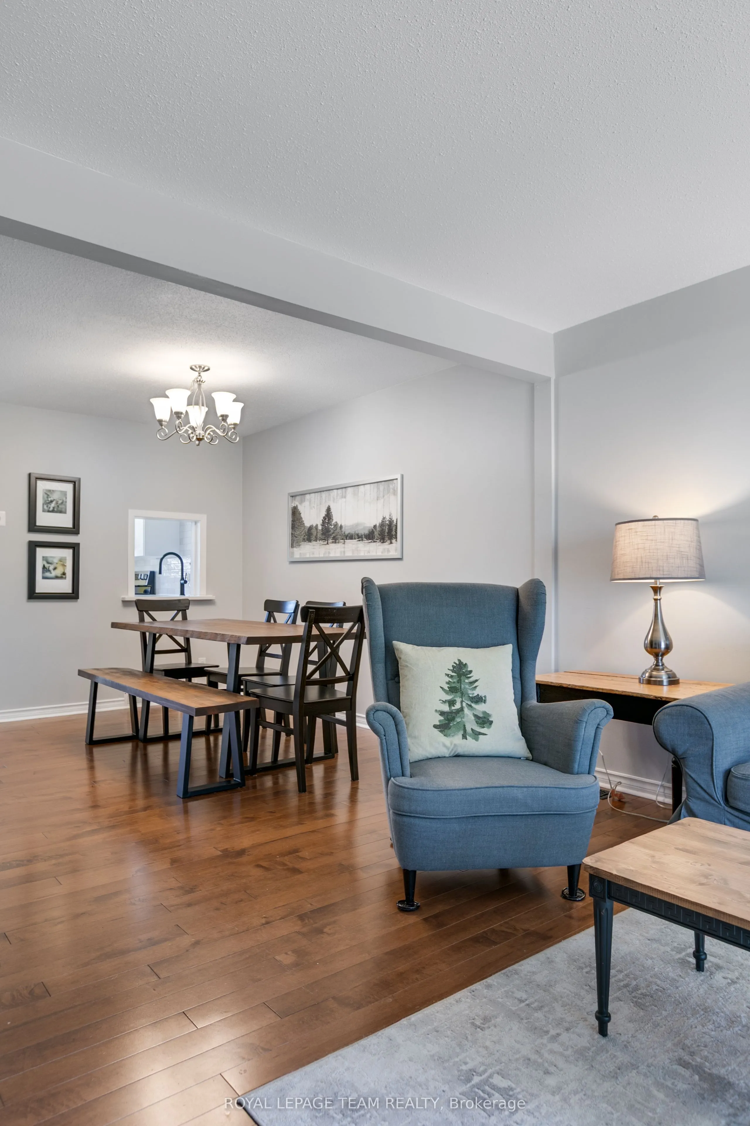 114 Valley Stream Drive, #D
