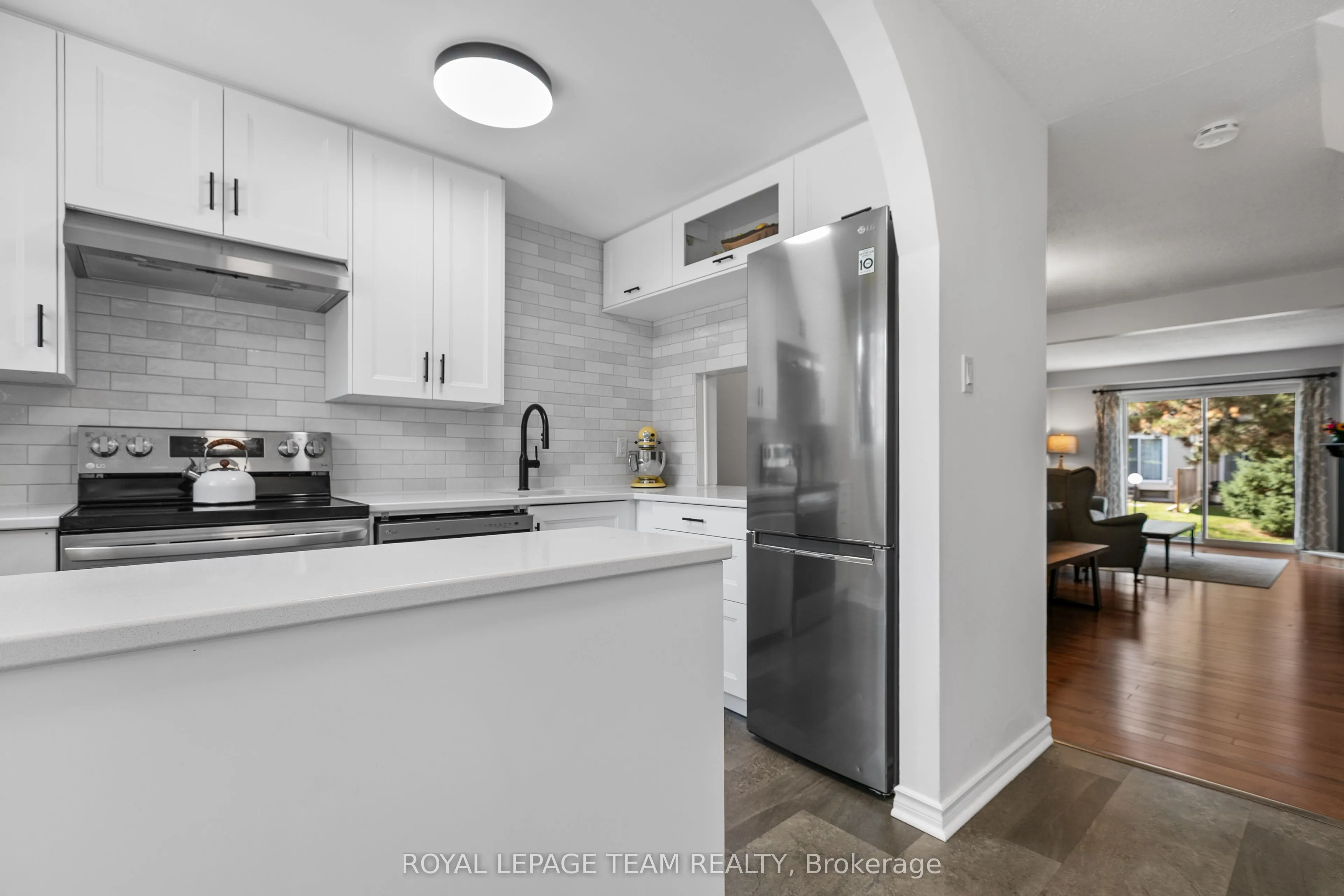 114 Valley Stream Drive, #D