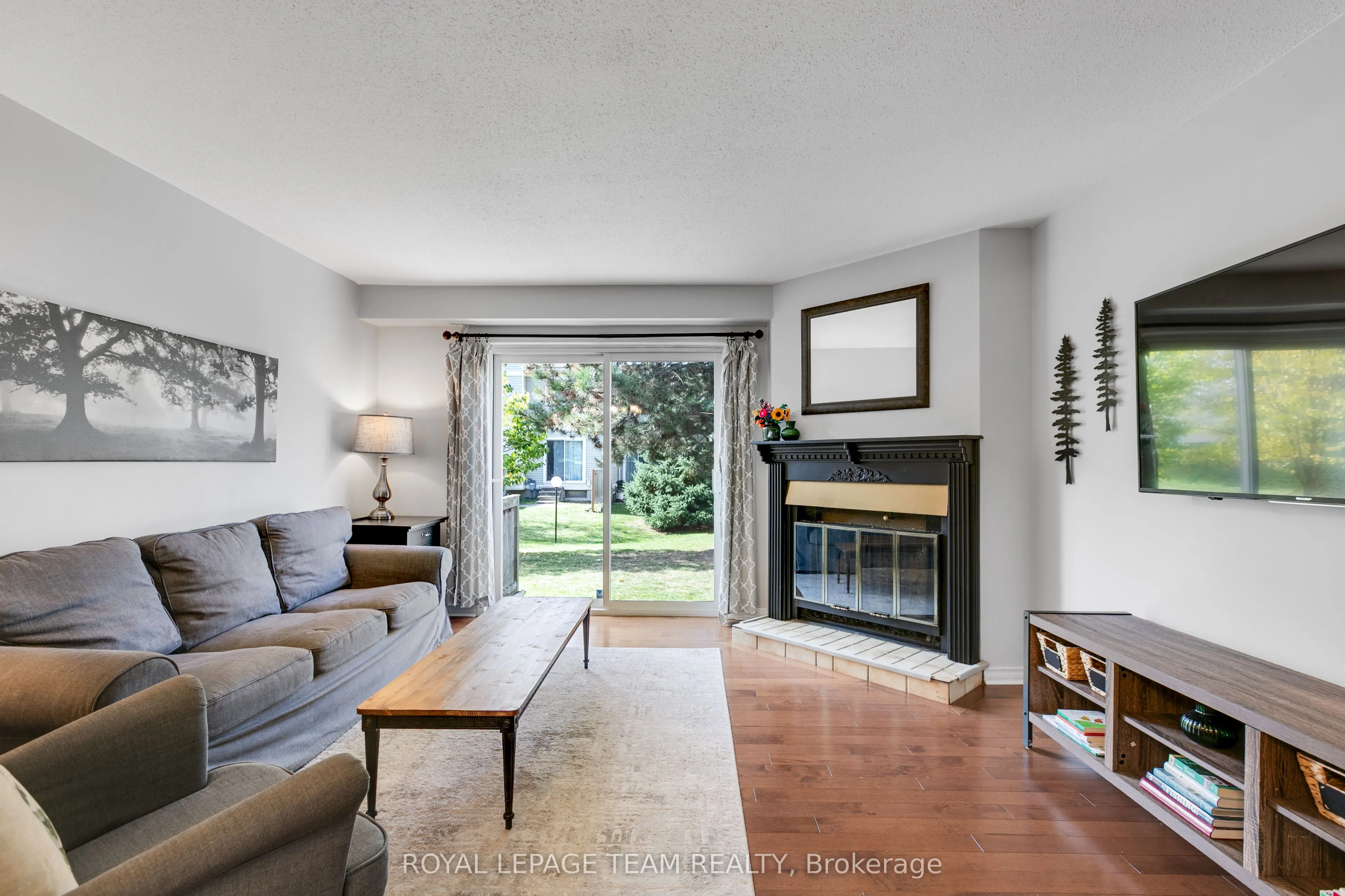 114 Valley Stream Drive, #D