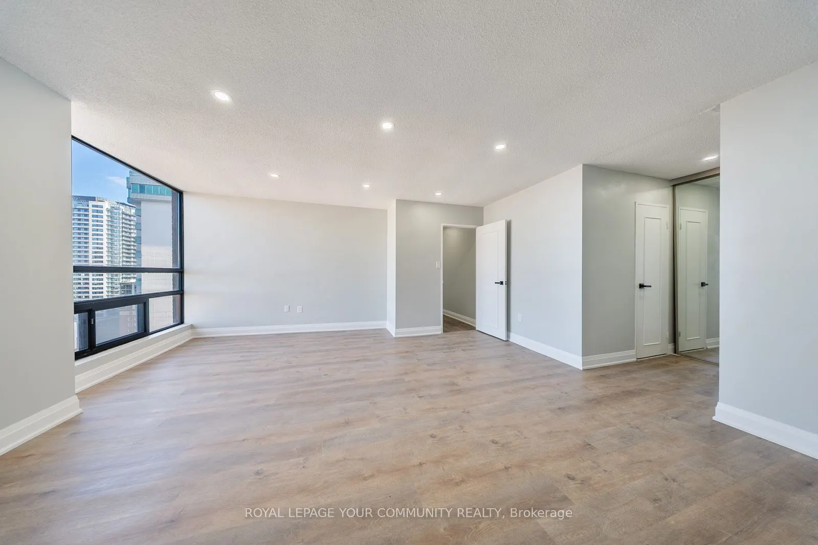222 Jackson Street, #PH3