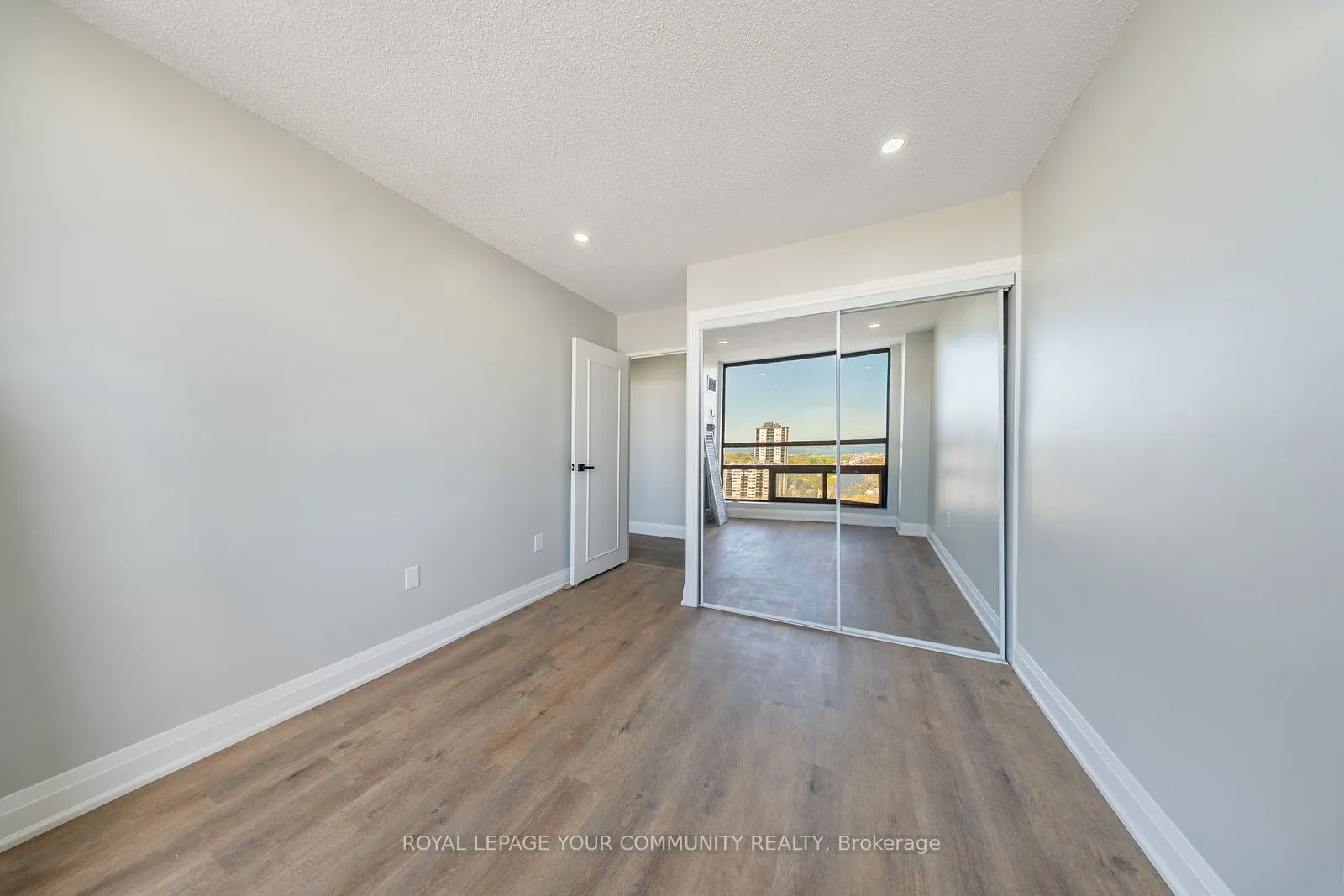 222 Jackson Street, #PH3
