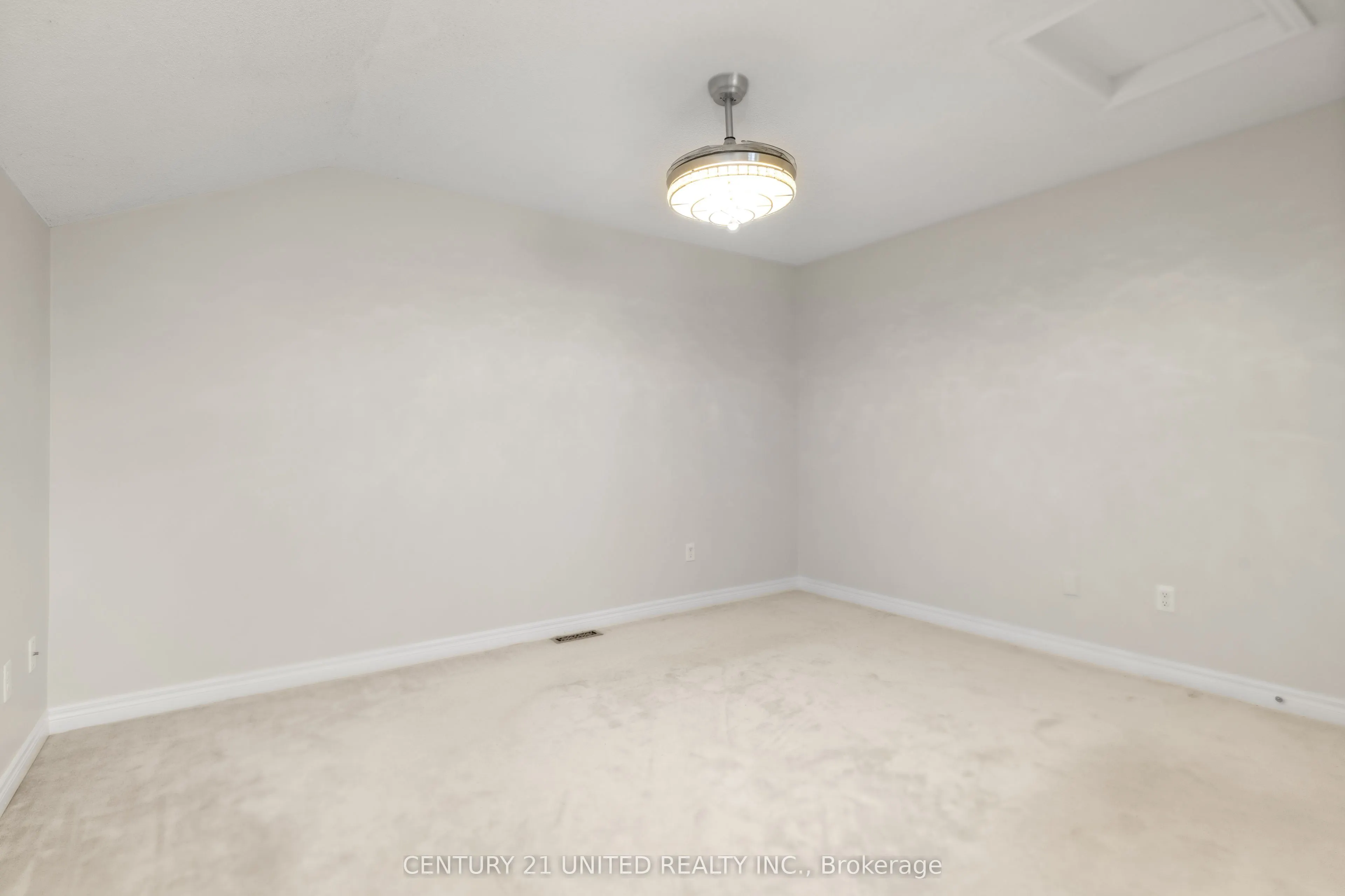 63 Fallingbrook Crescent