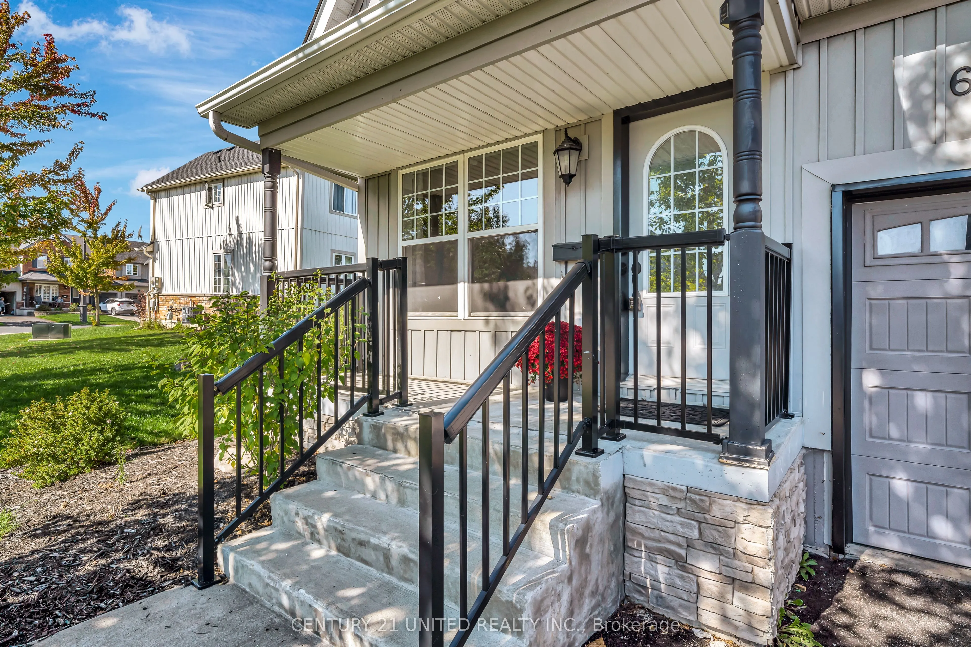 63 Fallingbrook Crescent