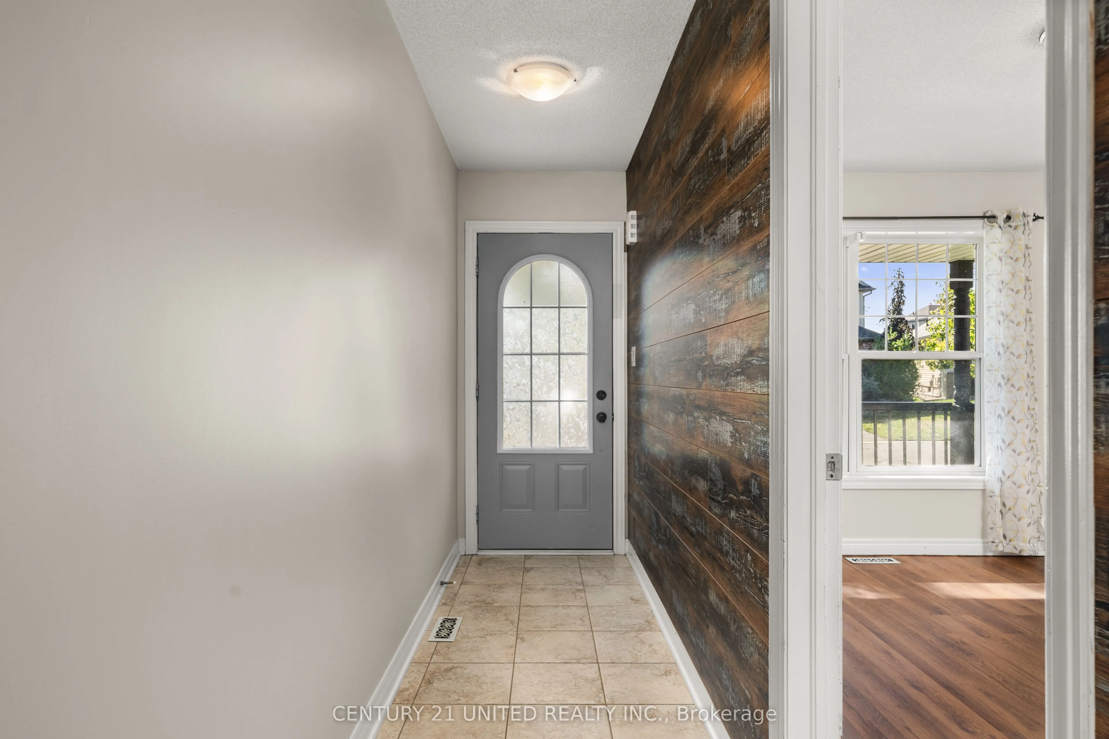 63 Fallingbrook Crescent