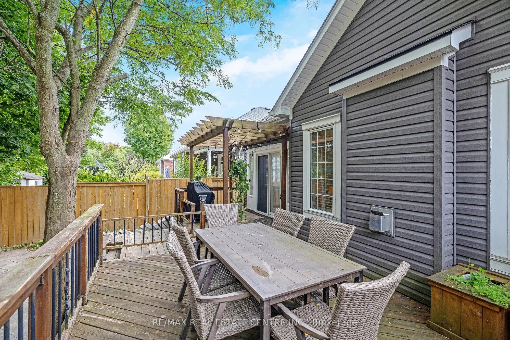 158 Jolliffe Avenue