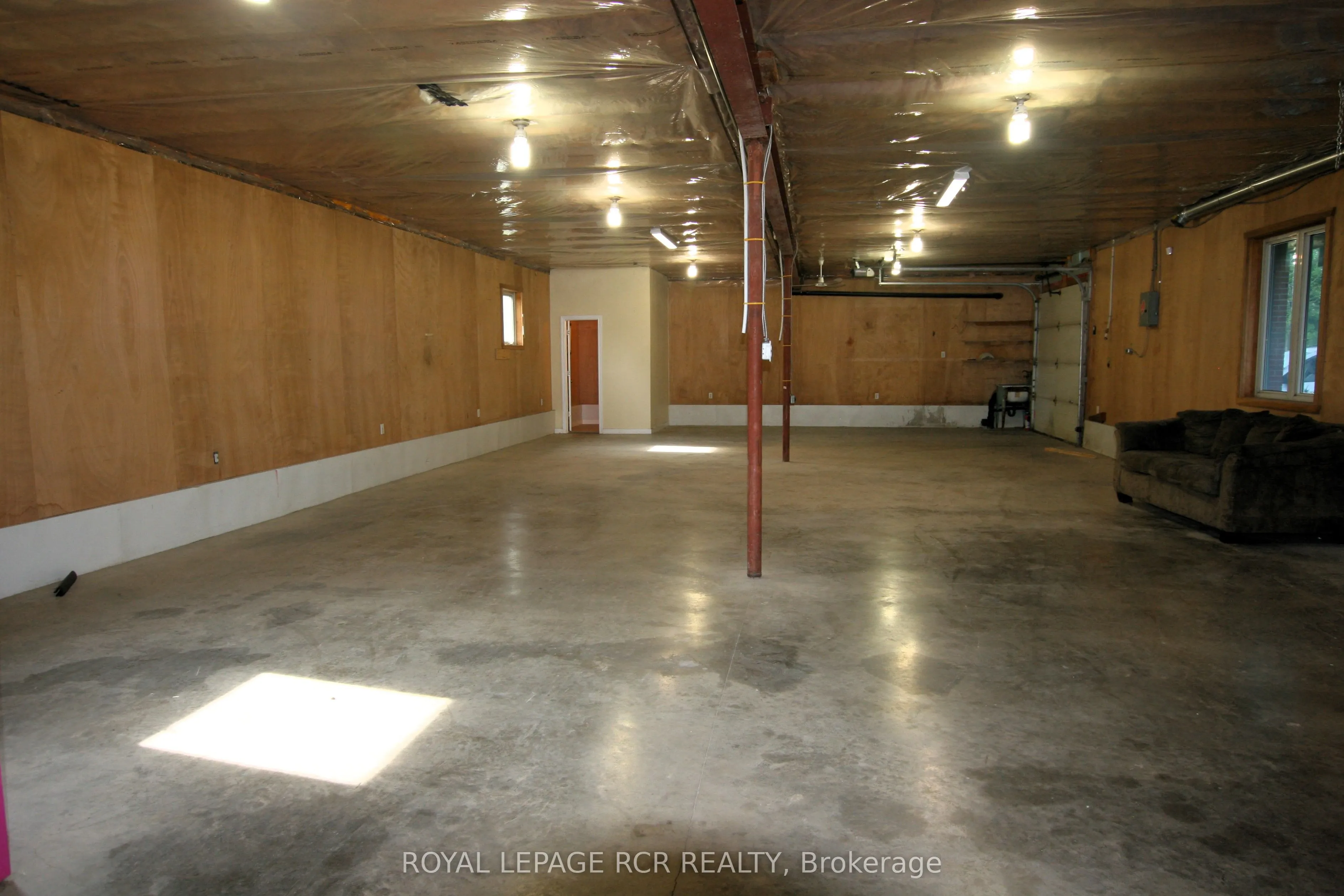 428 Main Street W, #Lower