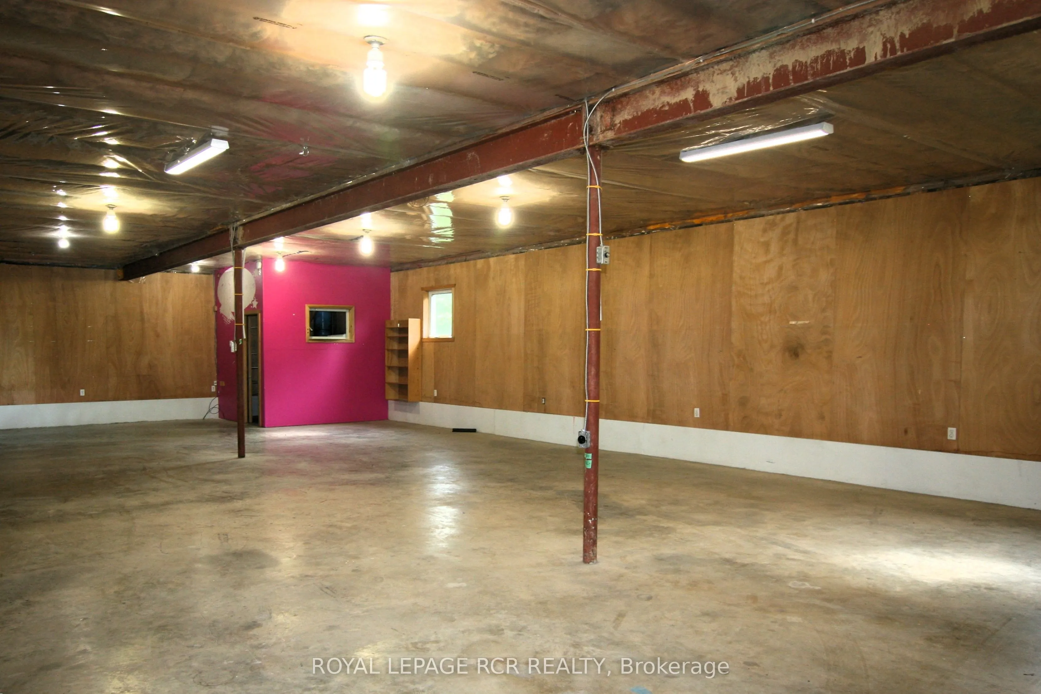 428 Main Street W, #Lower