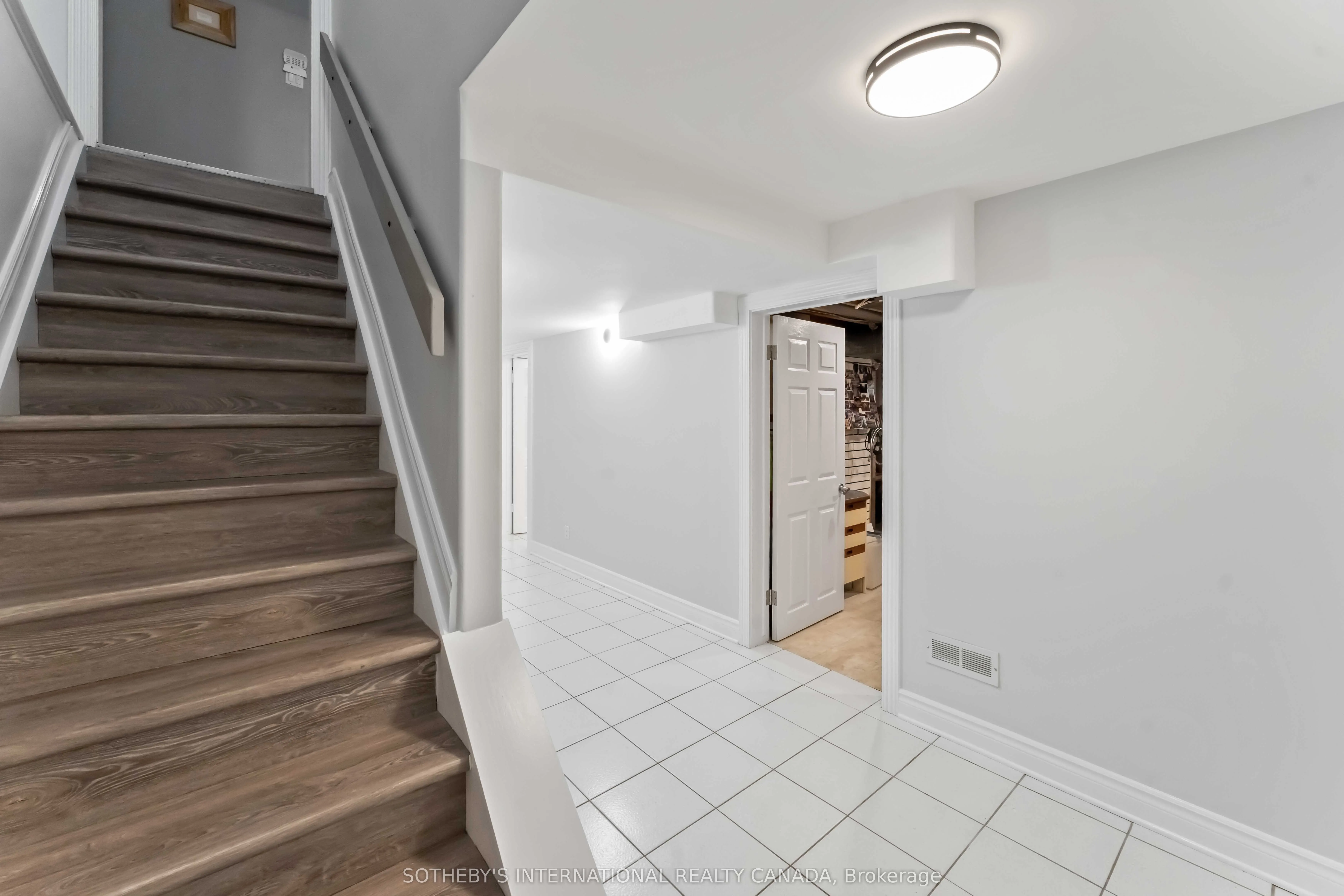 19 Campfield Court
