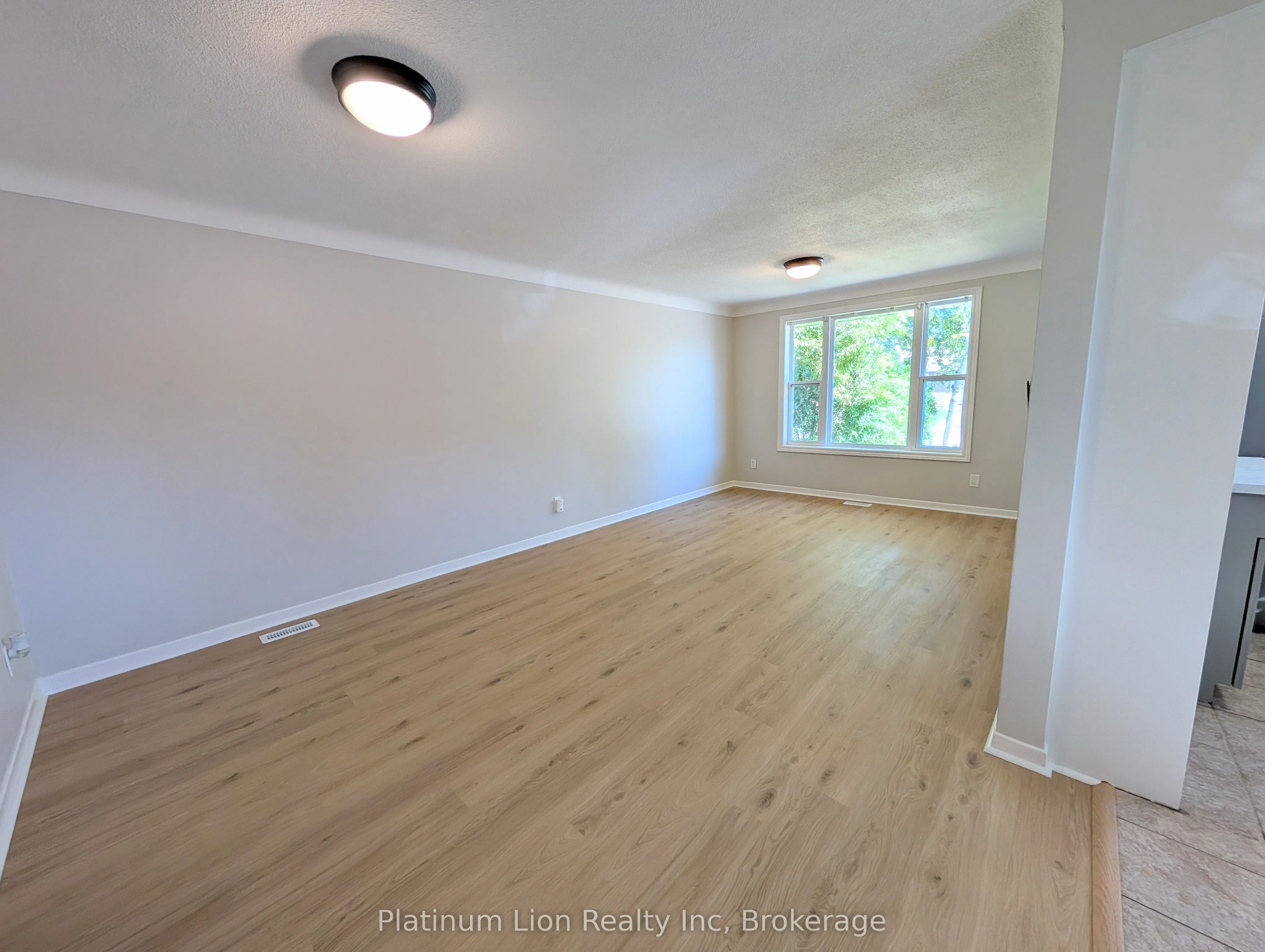 4933 Kentucky Court