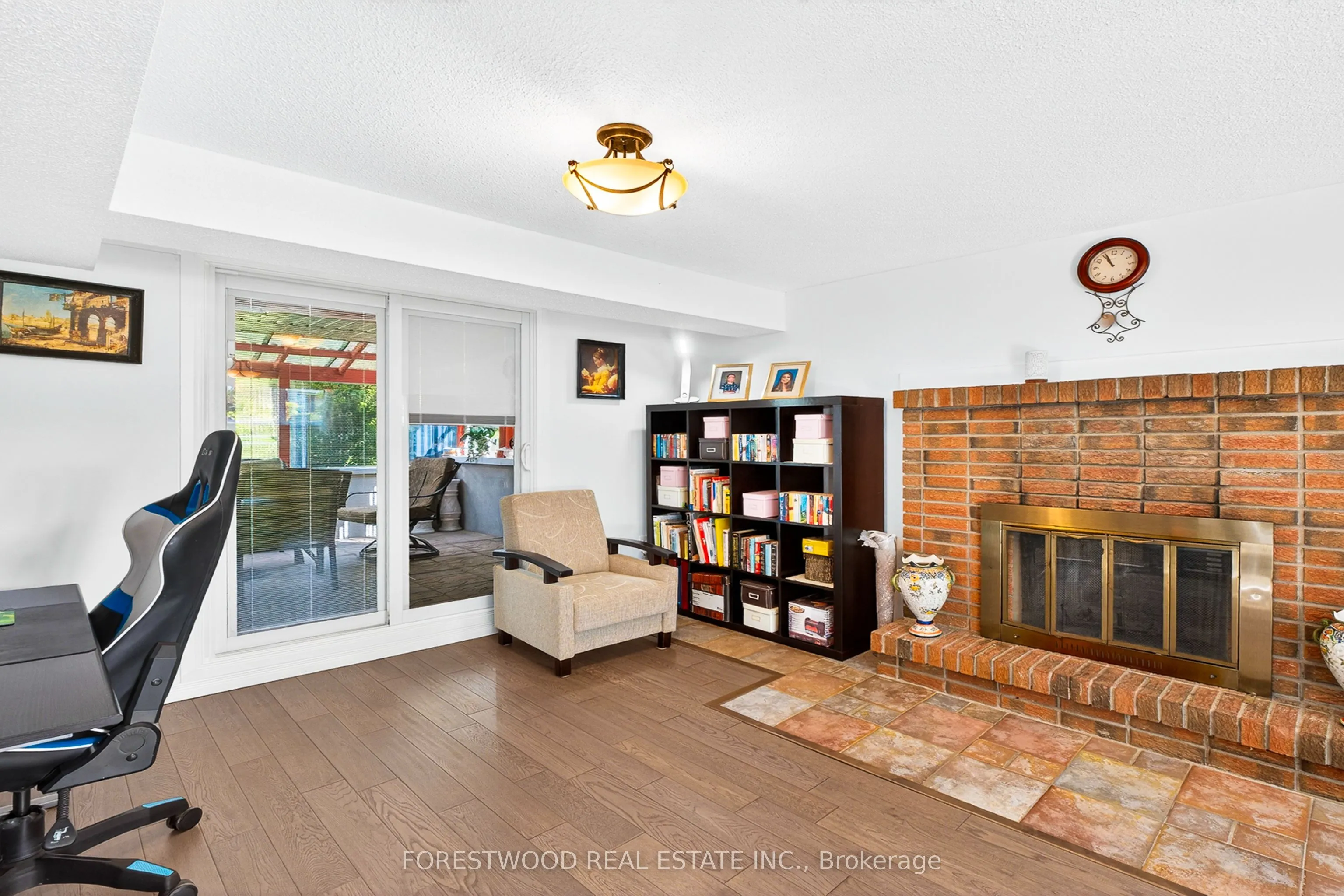 93 Deerhurst Road