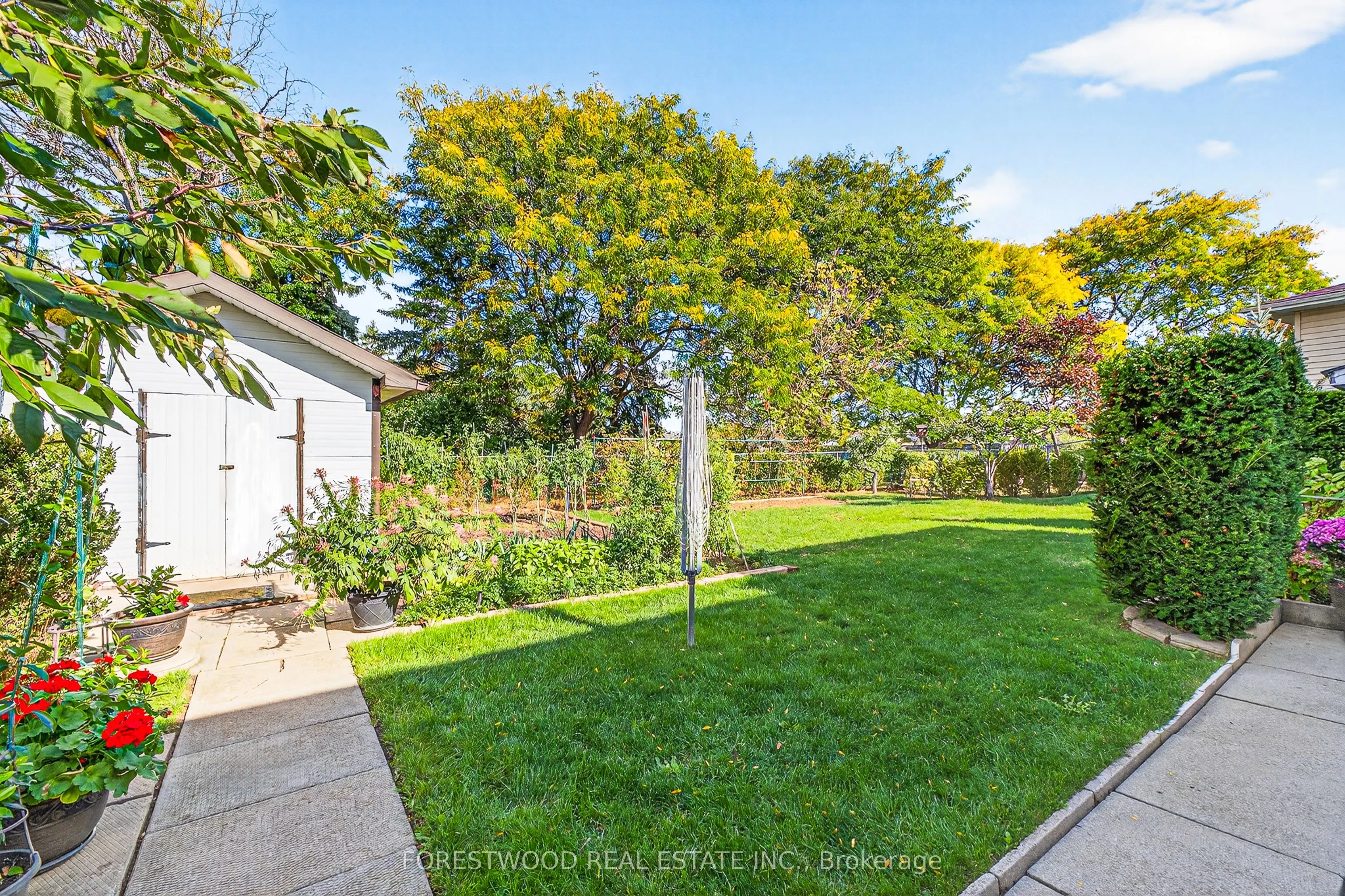 93 Deerhurst Road