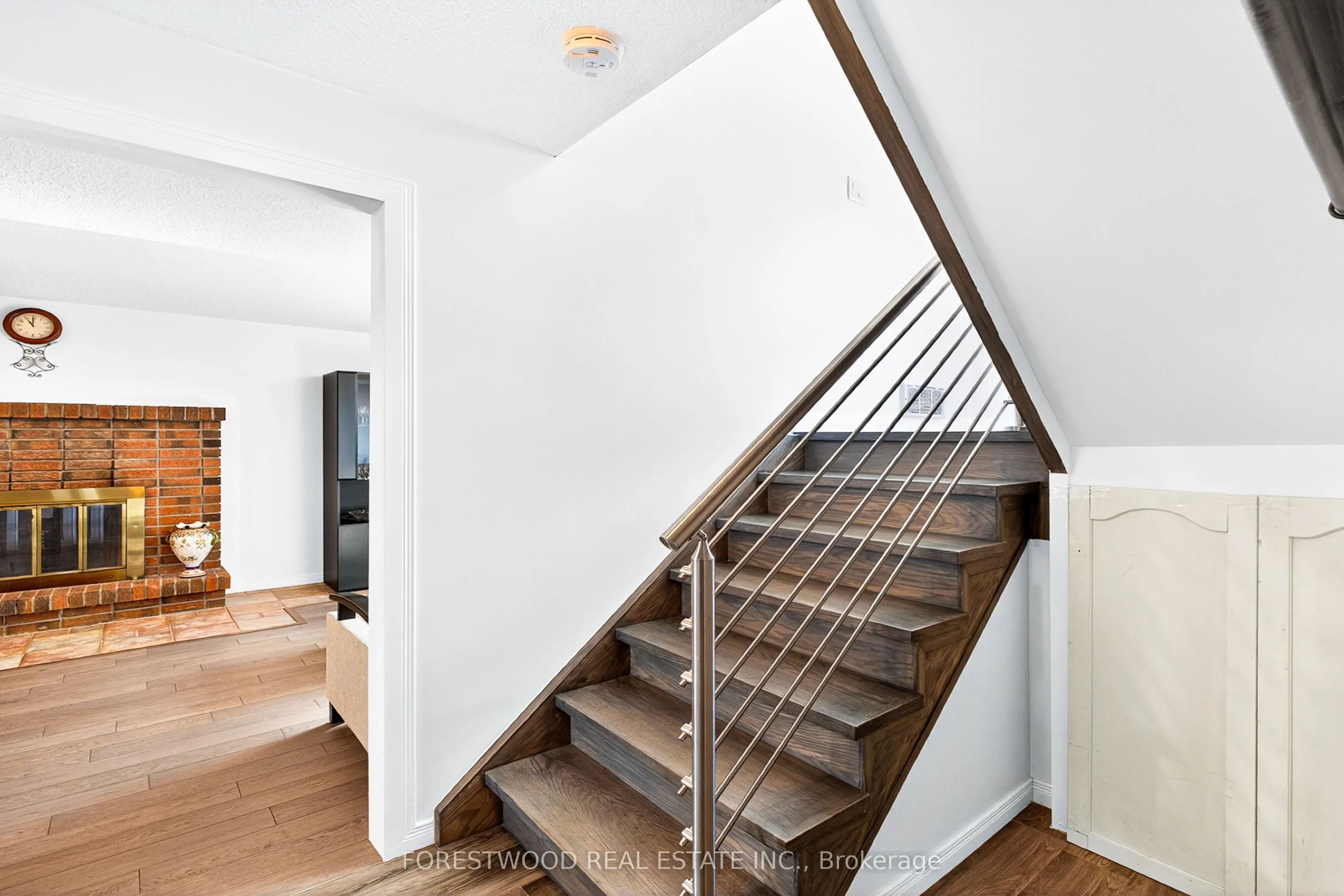 93 Deerhurst Road