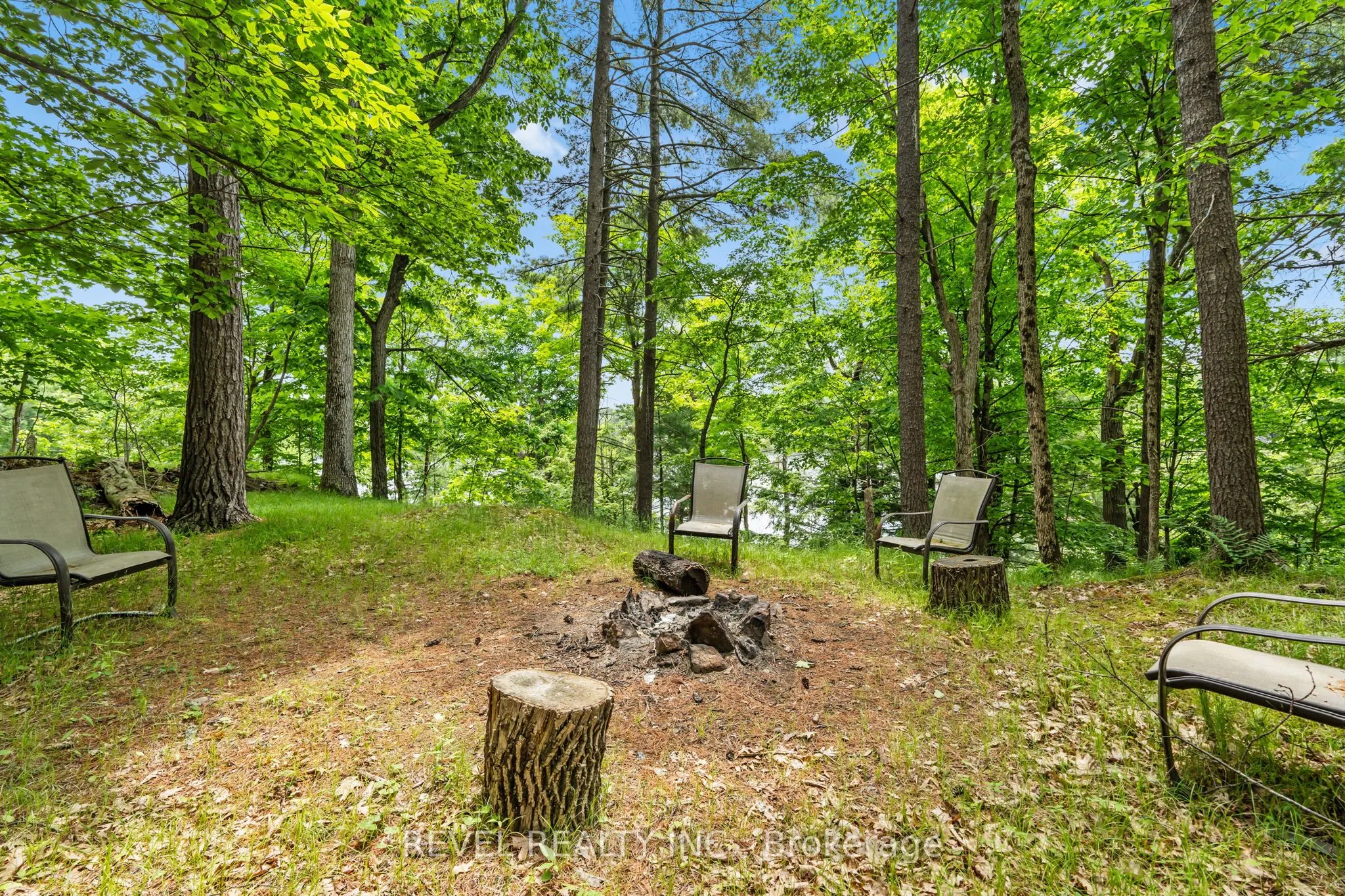 49 Sleepy Hollow Road