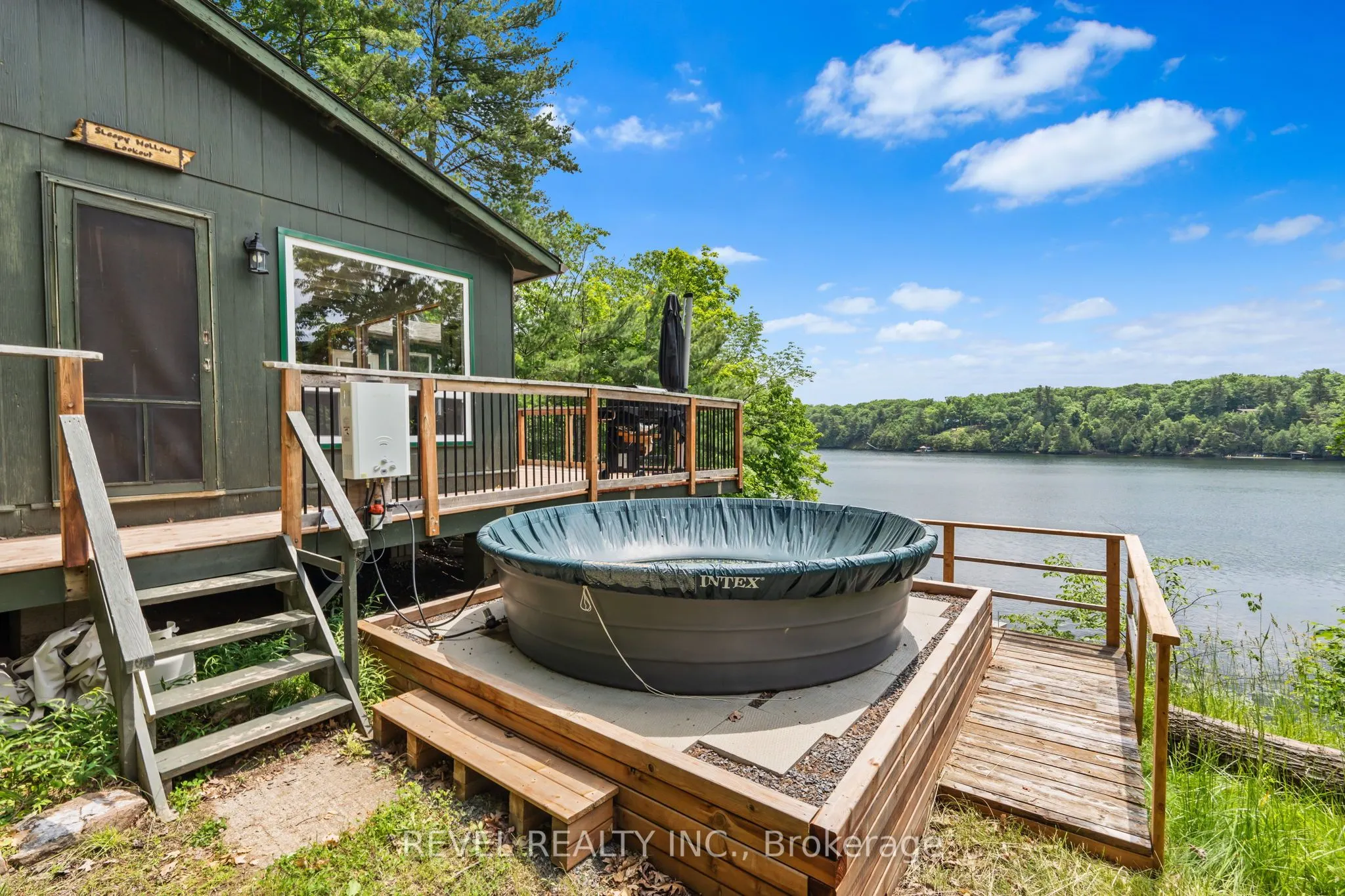 49 Sleepy Hollow Road