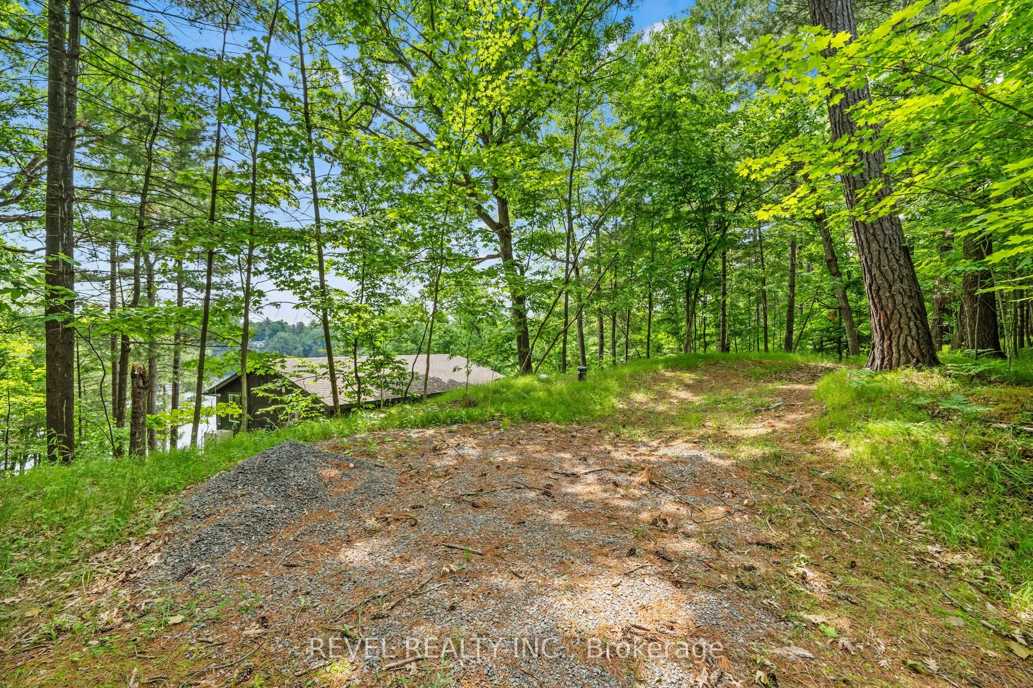 49 Sleepy Hollow Road