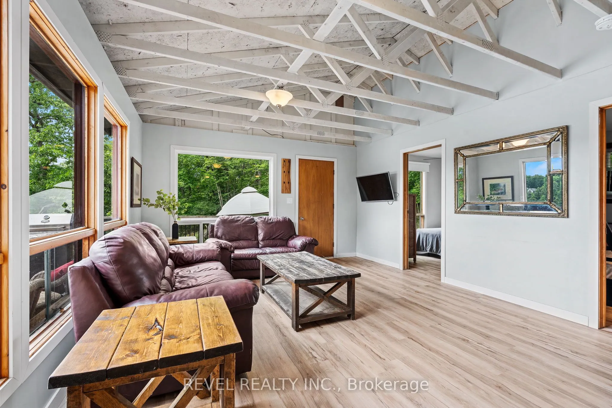 49 Sleepy Hollow Road