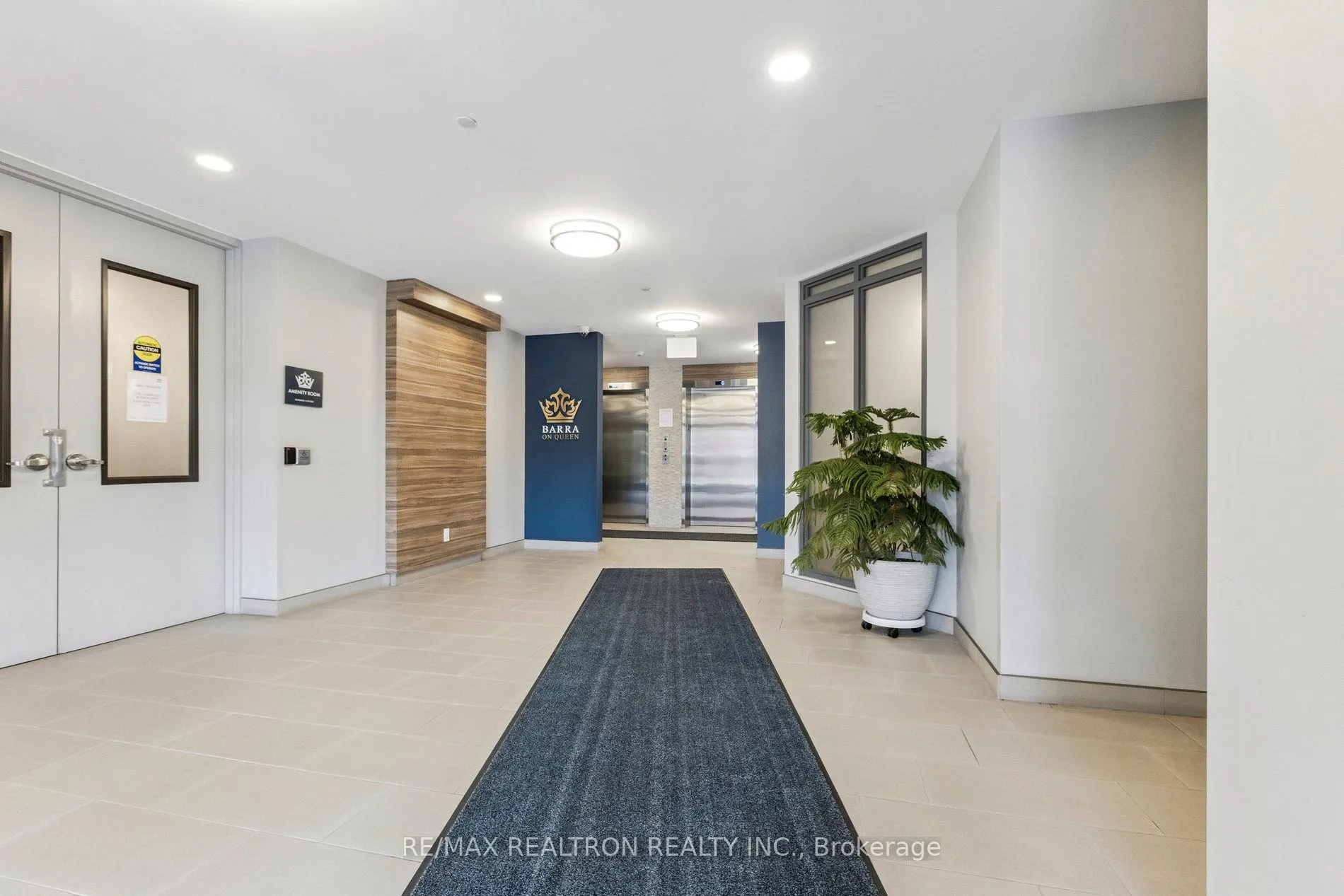399 Queen Street S, #313