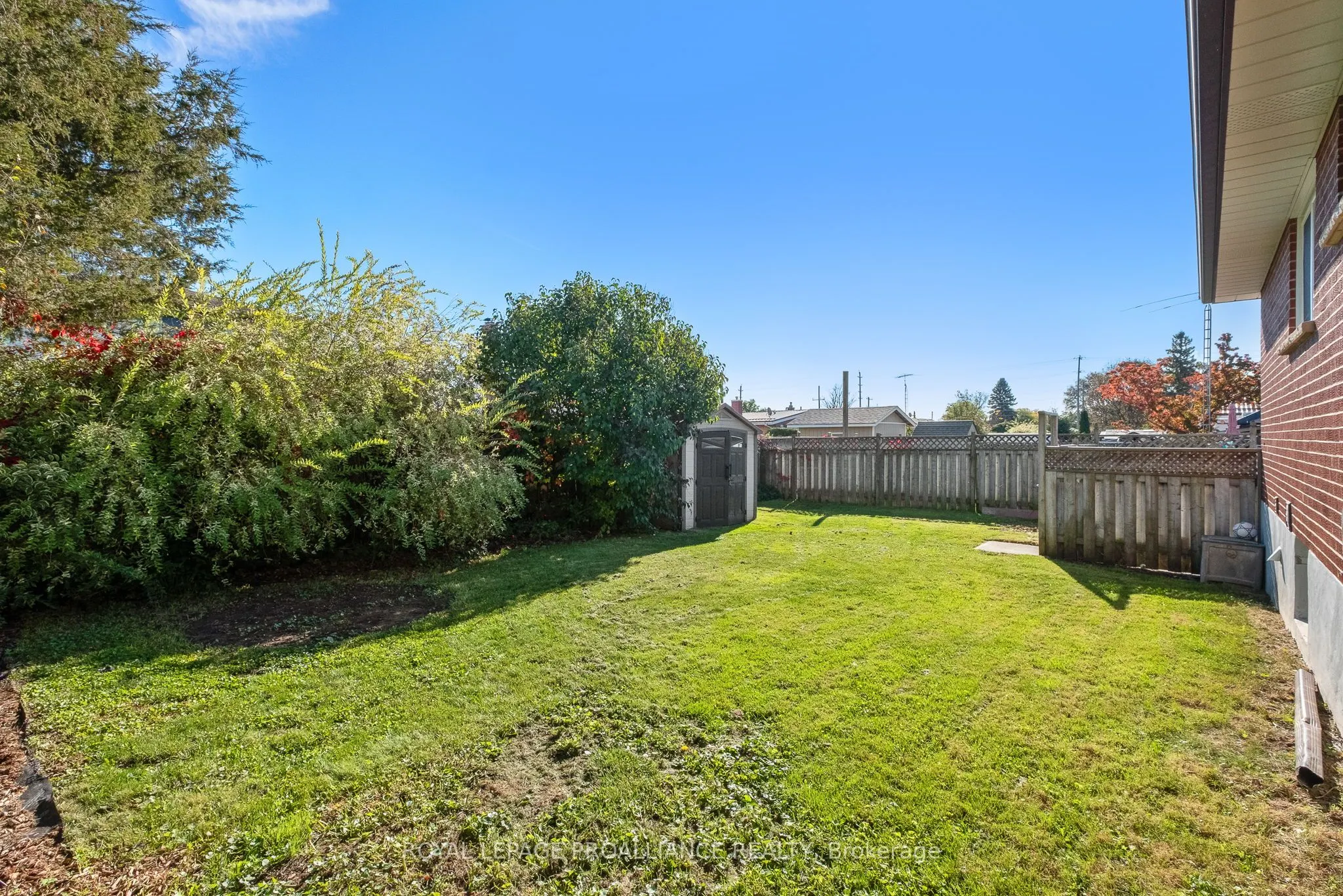 598 Hayden Crescent